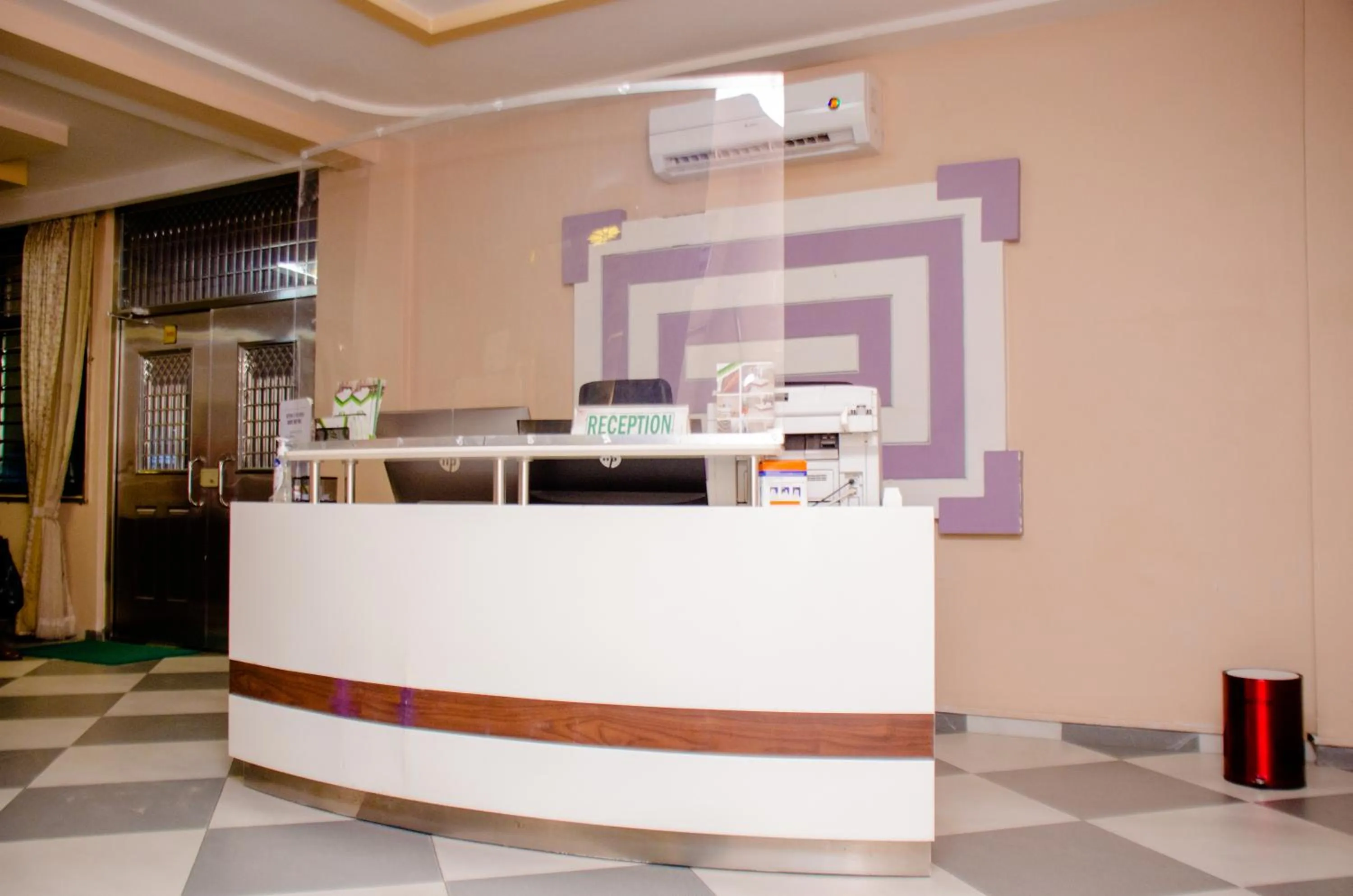 Lobby or reception in HOTEL PLATINUM