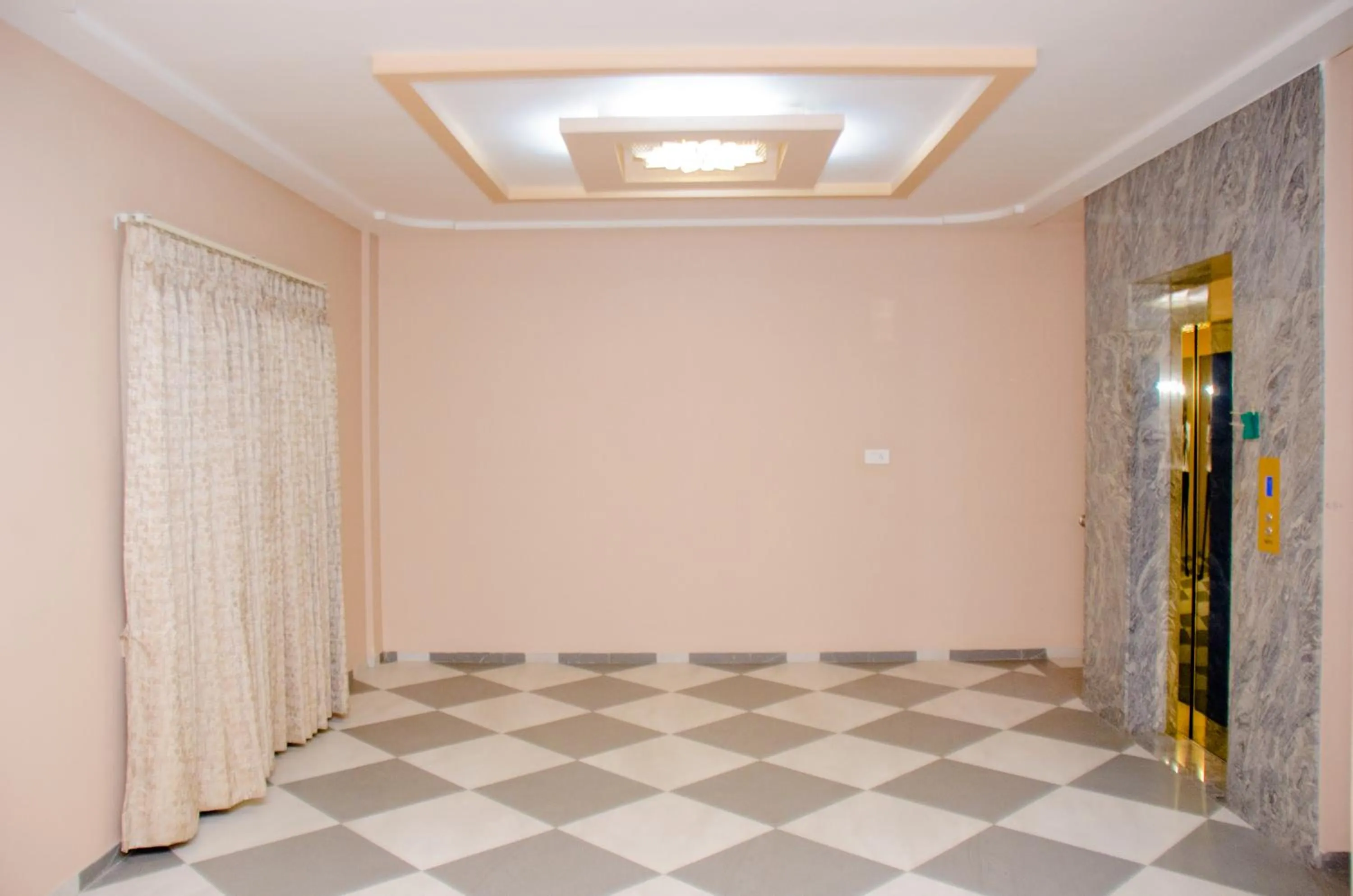 Area and facilities in HOTEL PLATINUM