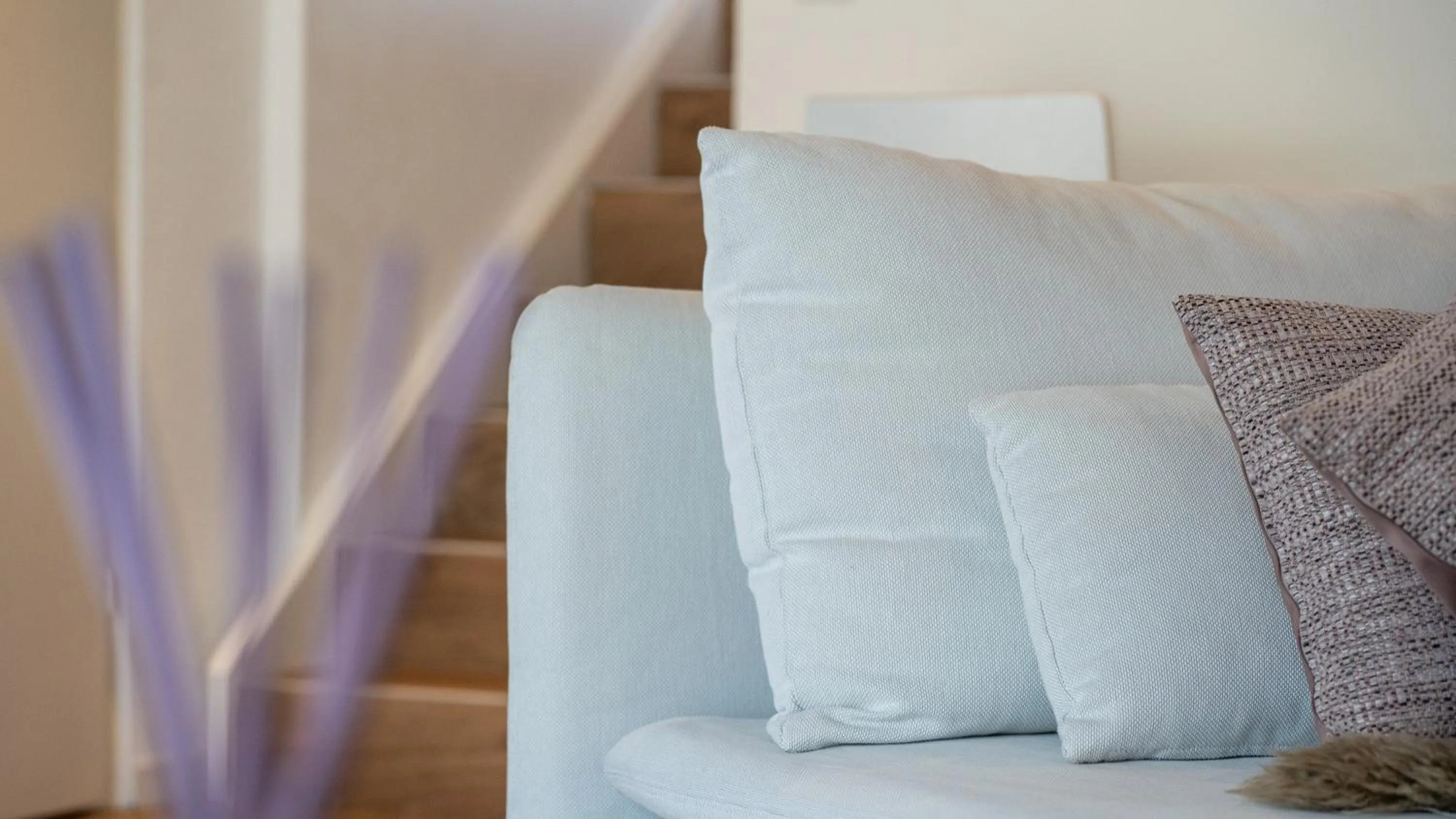 Living room, Bed in Hotel & Restaurant Rössli