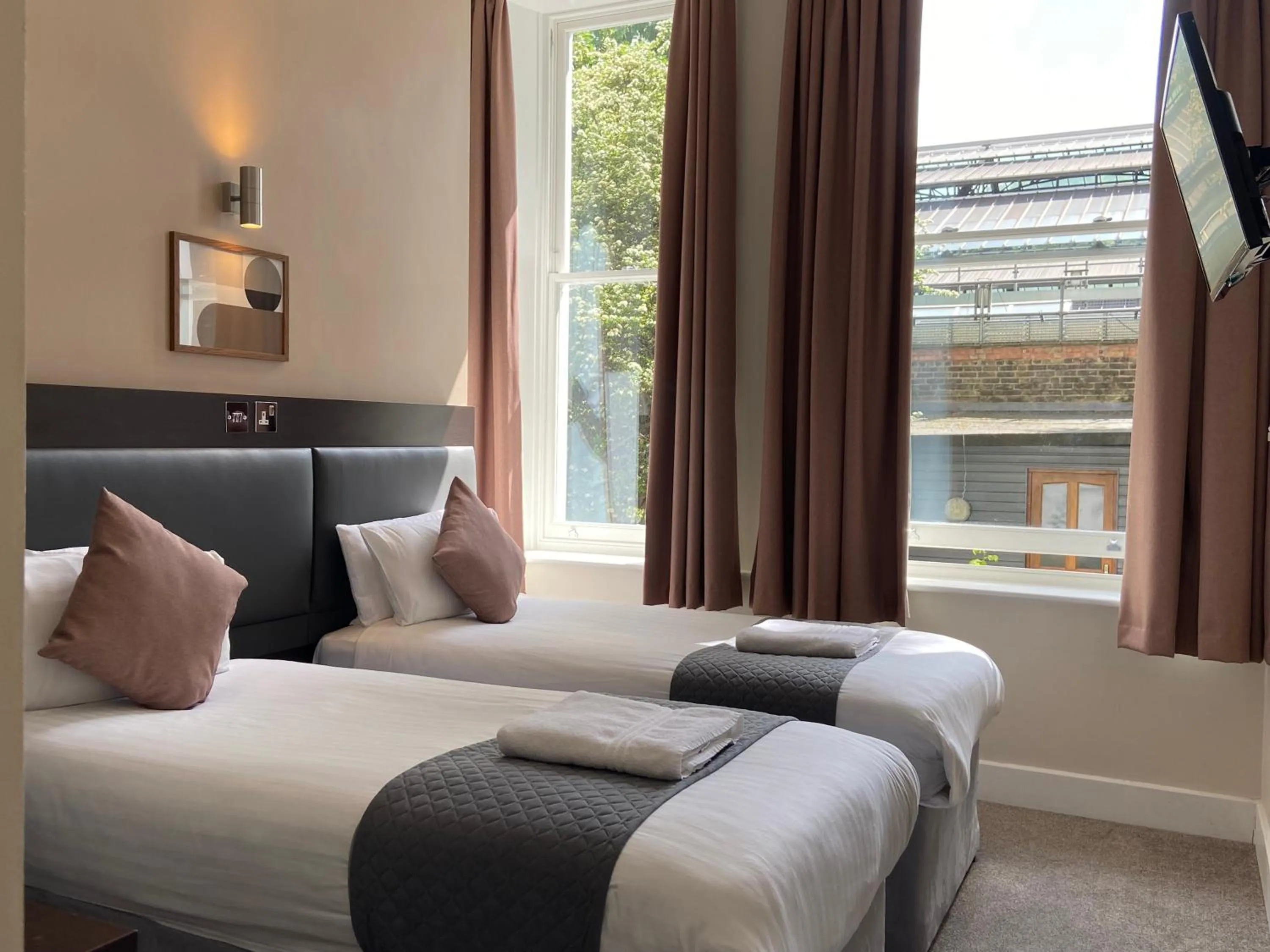 Bed in Trebovir Hotel