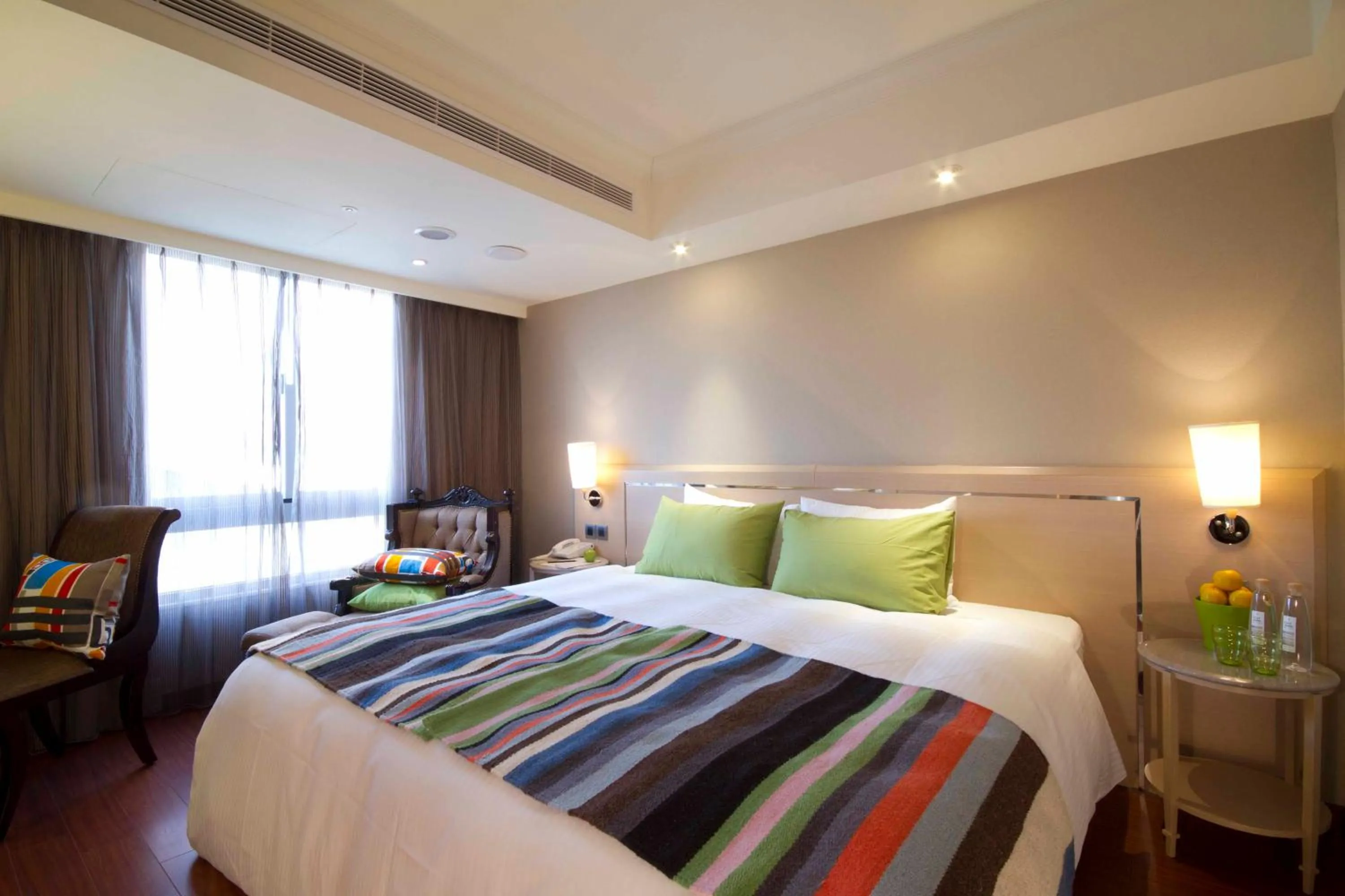 Bed in Taichung Charming City Hotel