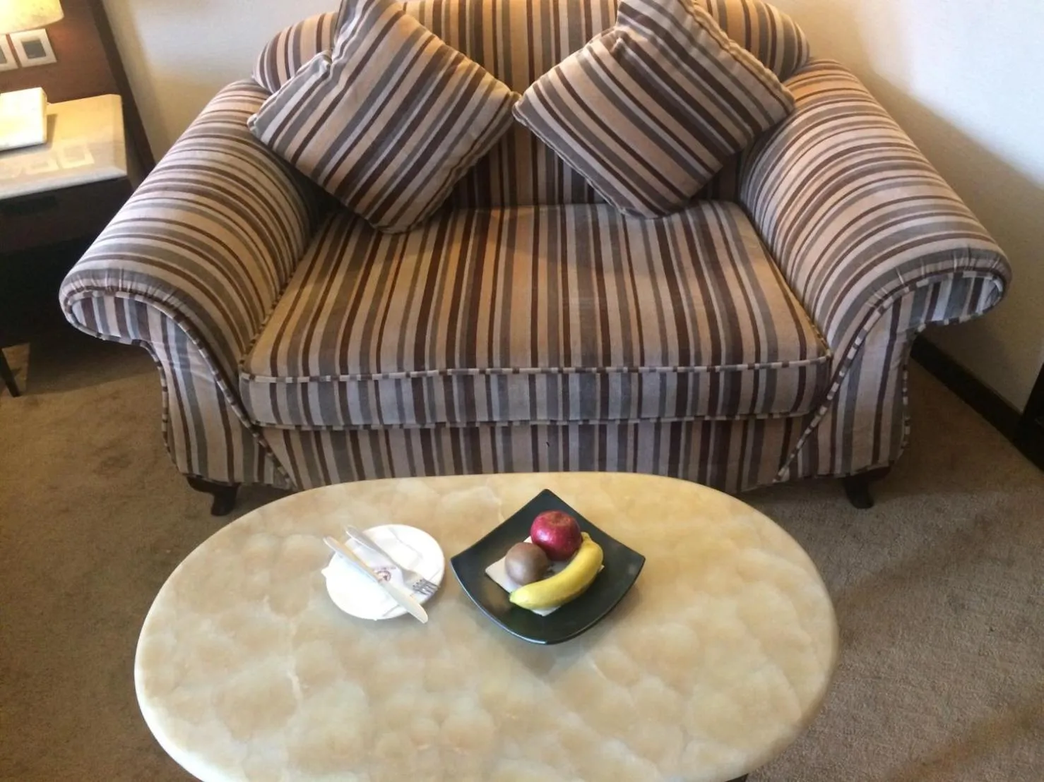 room service in Taichung Charming City Hotel