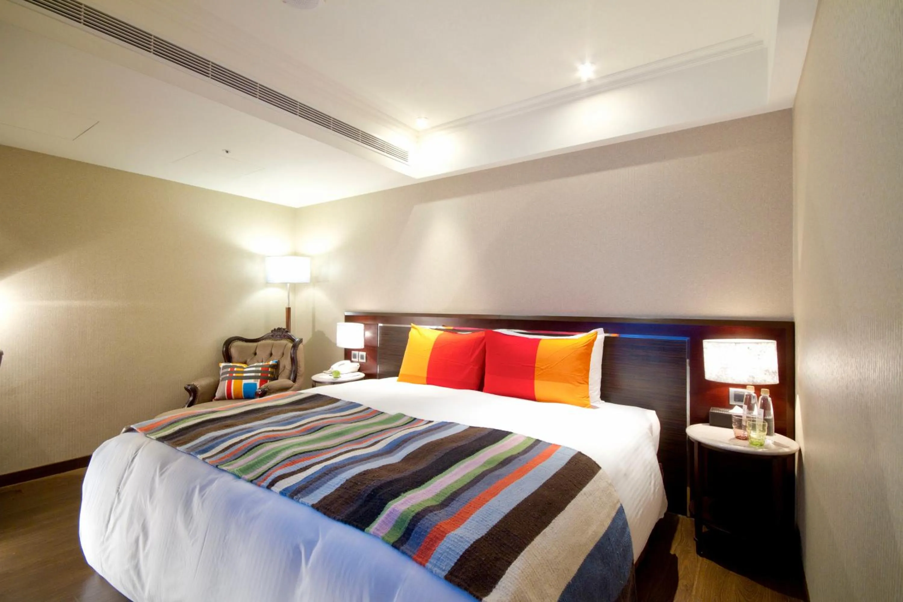 Bed in Taichung Charming City Hotel