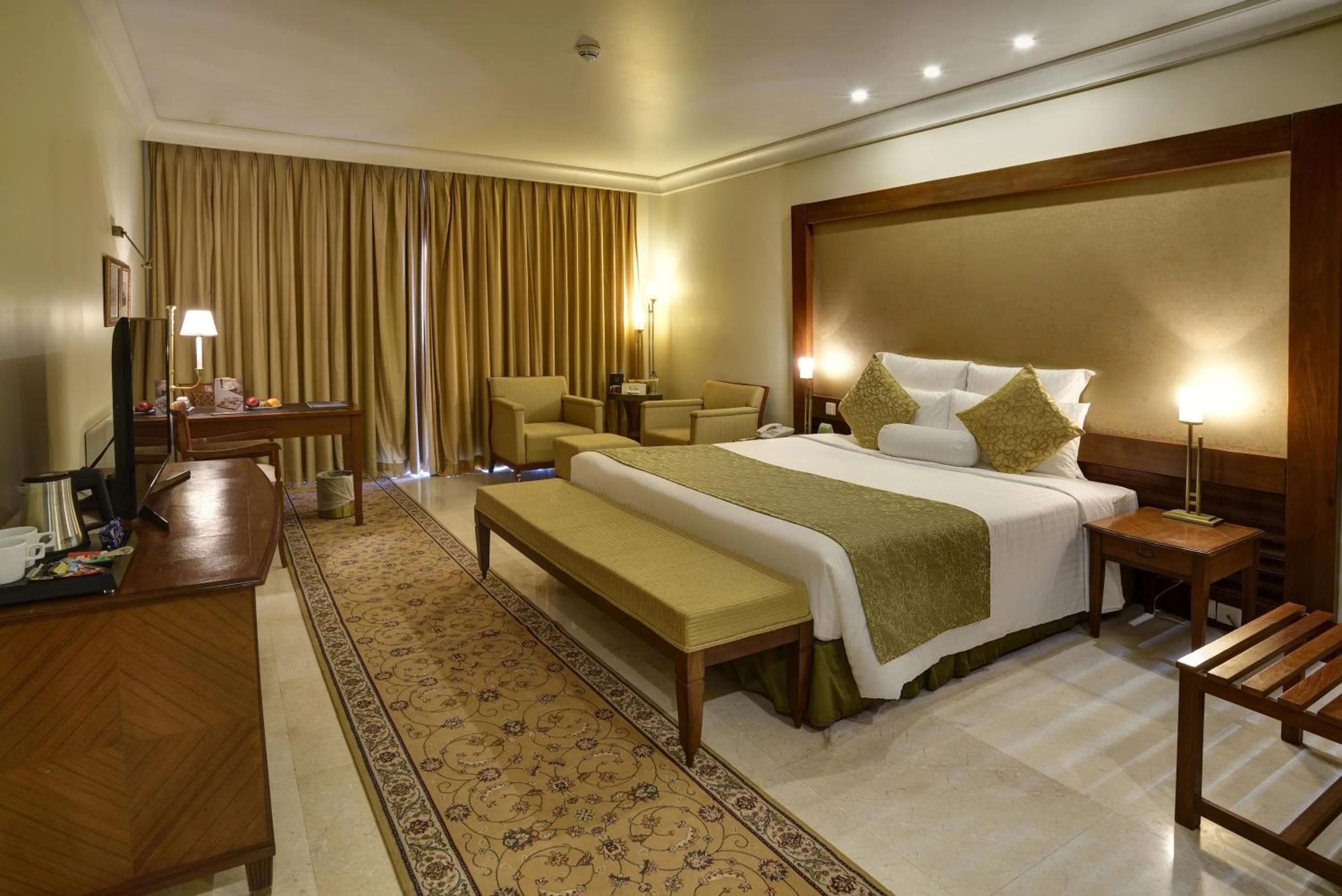 Zaver Pearl Continental, Gwadar