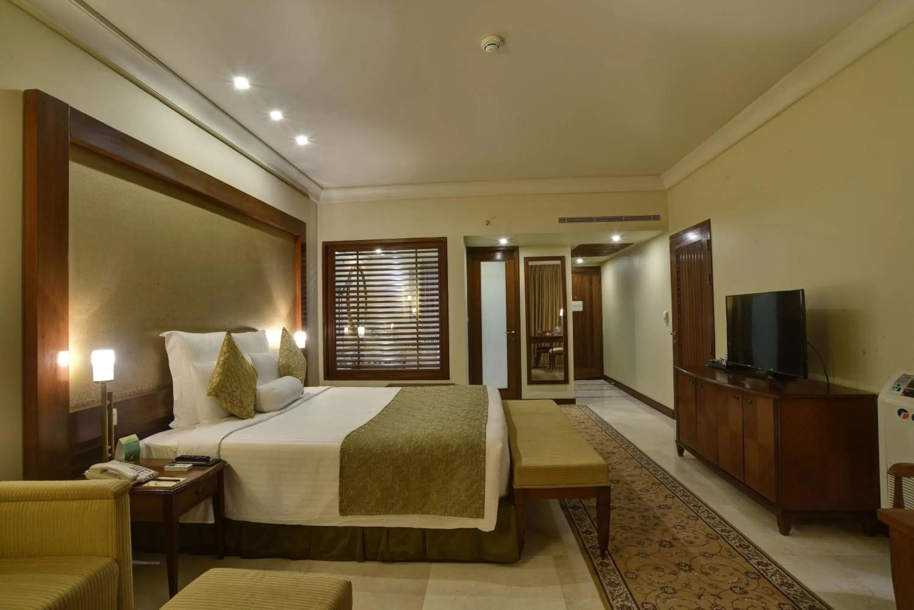 Executive King Room in Zaver Pearl Continental, Gwadar Executive King Room in Zaver Pearl Continental, Gwadar