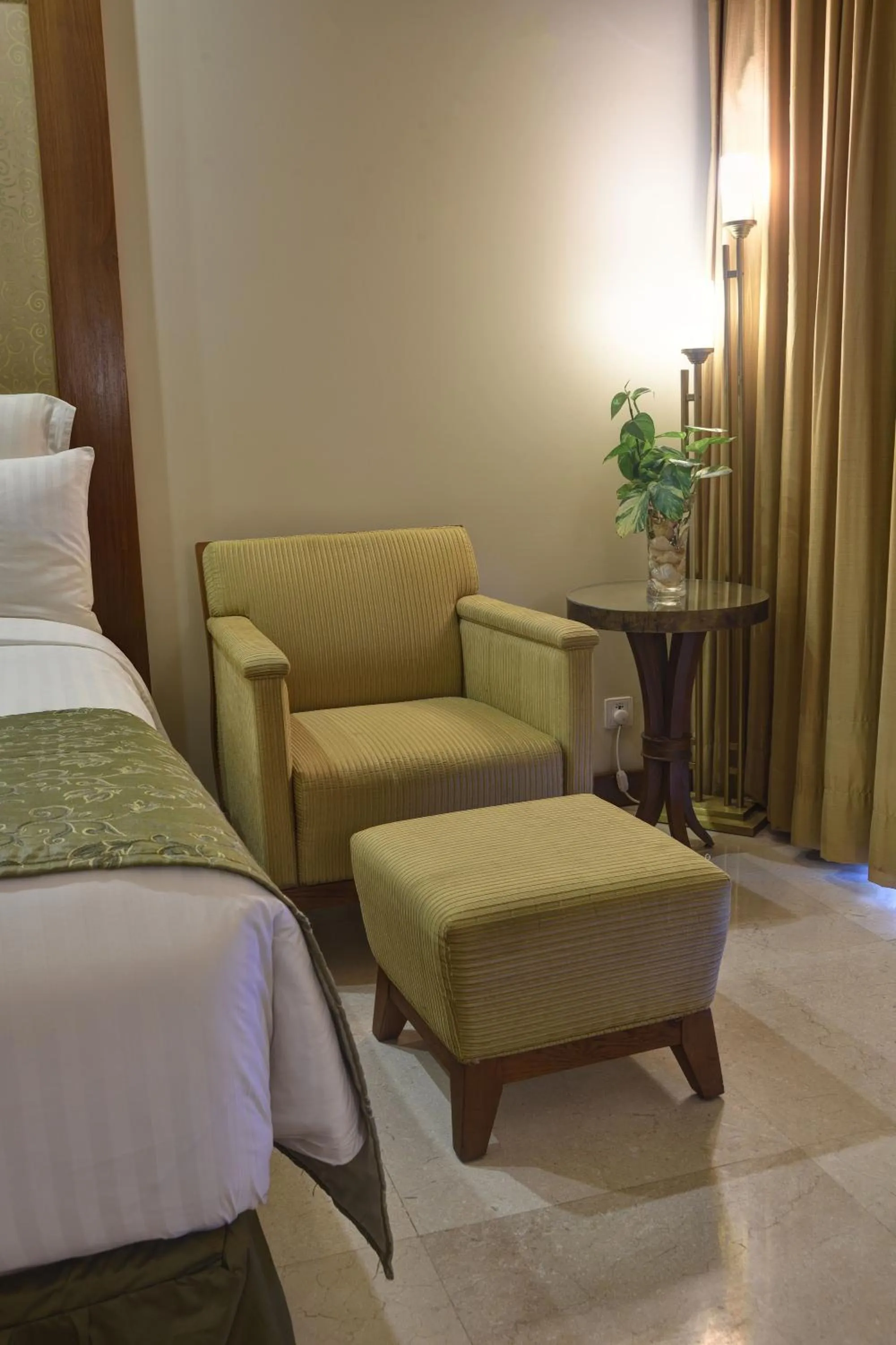 Zaver Pearl Continental, Gwadar