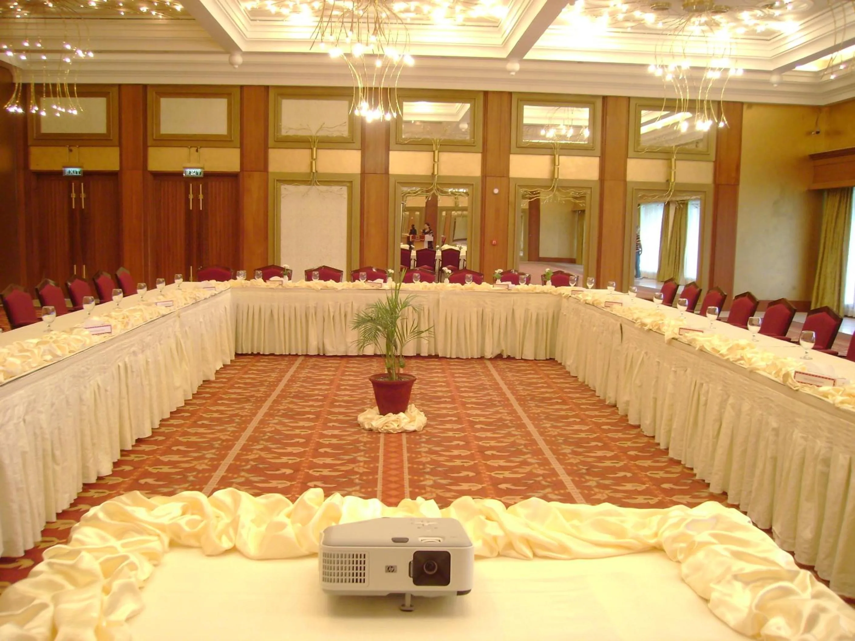 Meeting/conference room in Zaver Pearl Continental, Gwadar