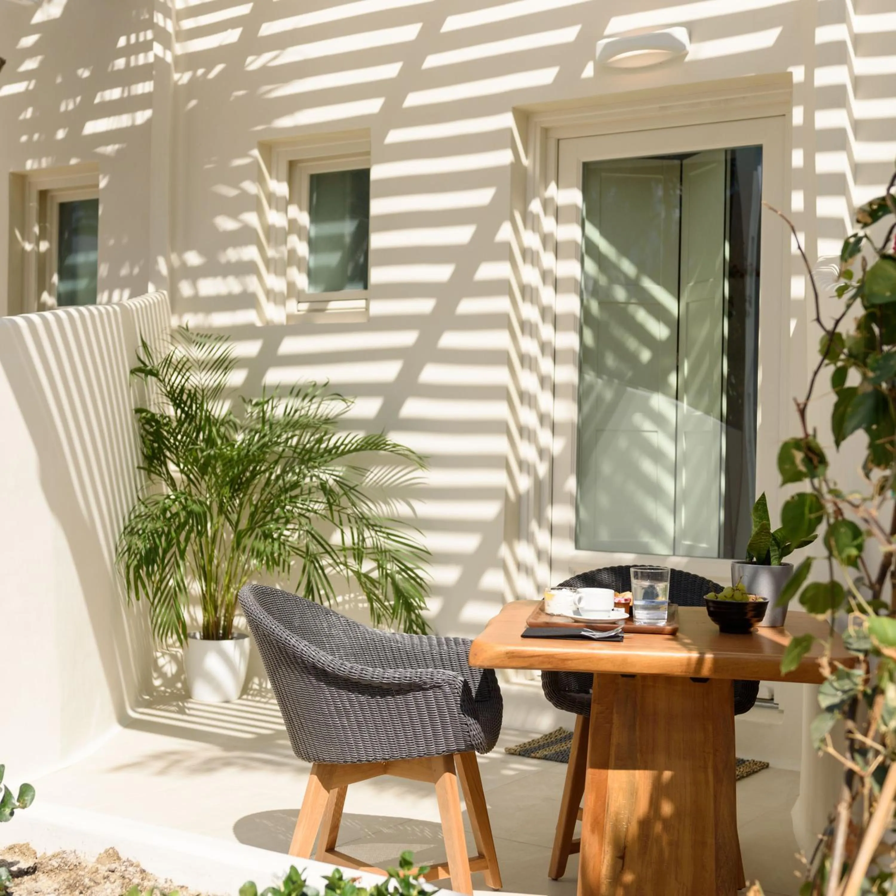 Patio in Divelia East