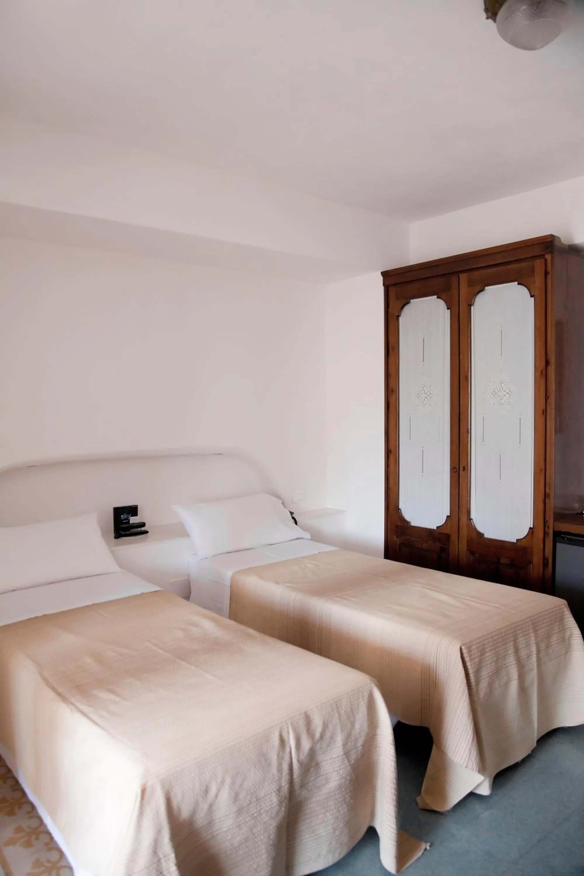 Bed in Hotel Santa Marina Antica Foresteria