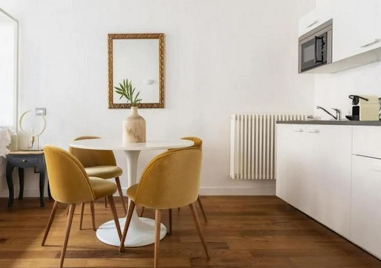 Dining area in Residenza Palline by Hili