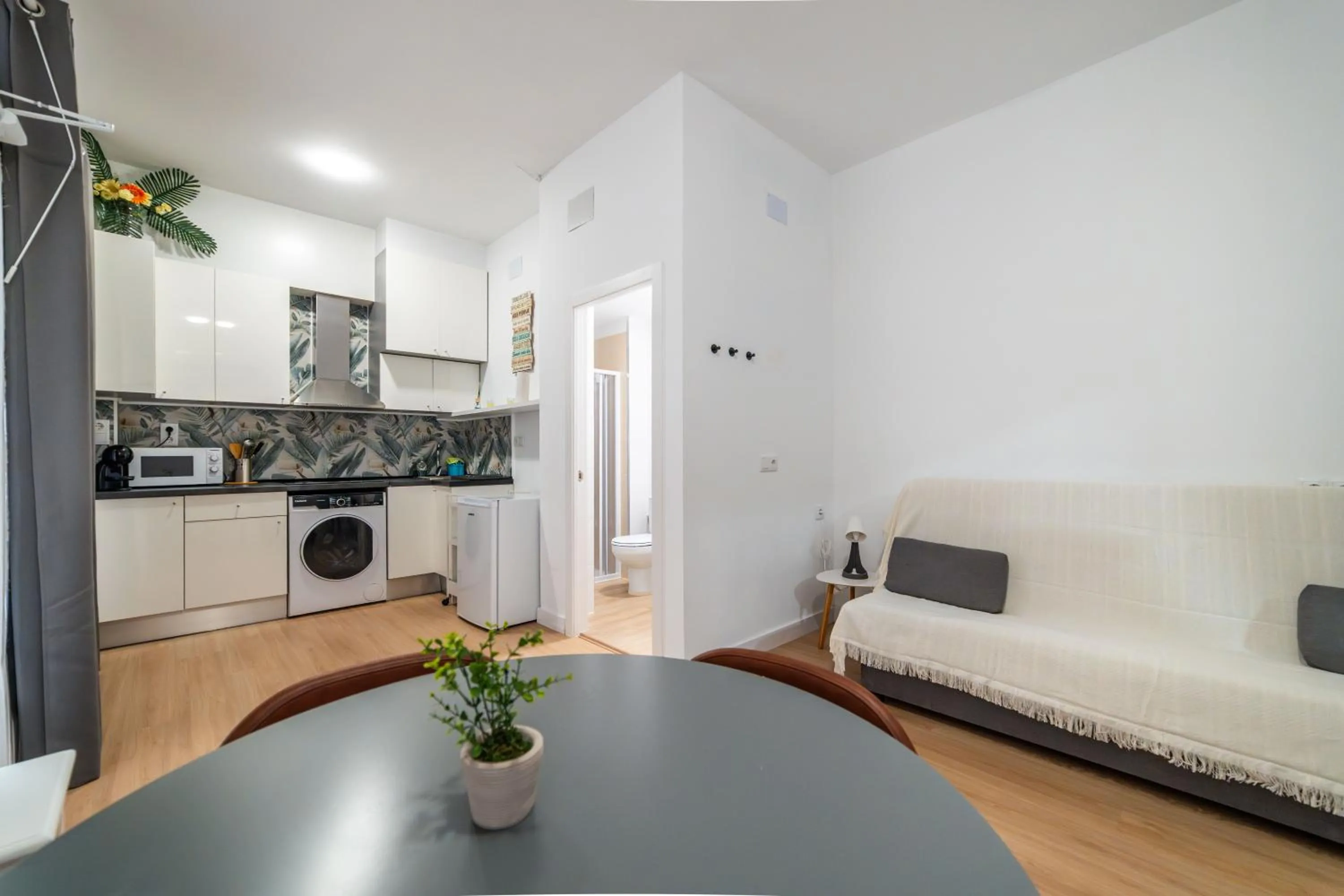 Kitchen or kitchenette in Hotel Quatre Llunes