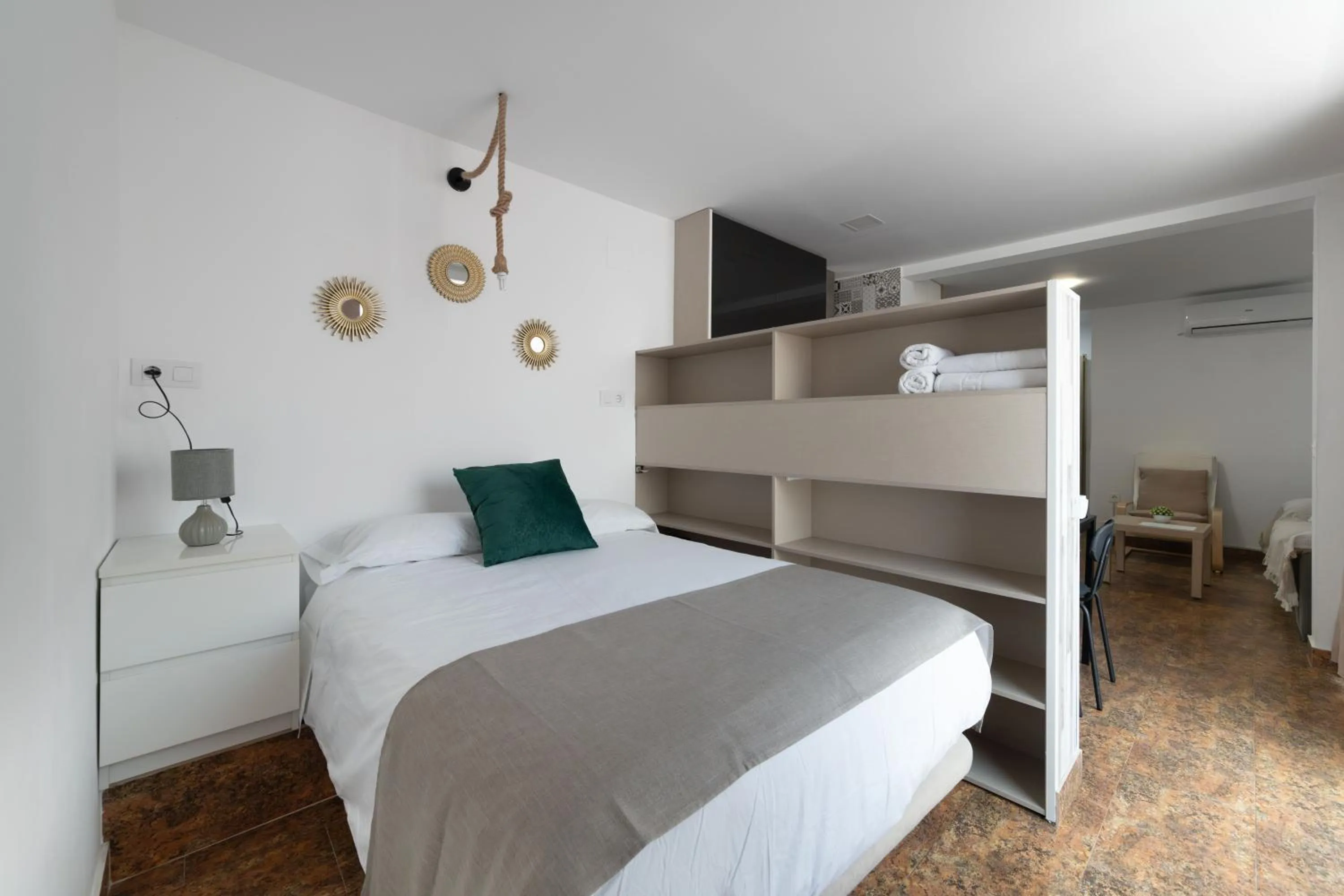 Bed in Hotel Quatre Llunes