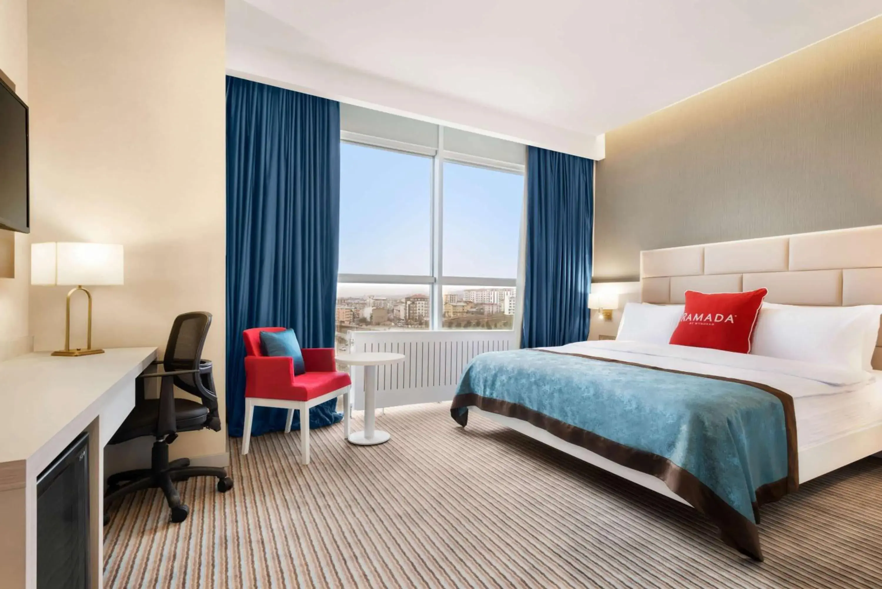 Deluxe King Room - Smoking in Ramada by Wyndham Sivas Deluxe King Room - Smoking in Ramada by Wyndham Sivas