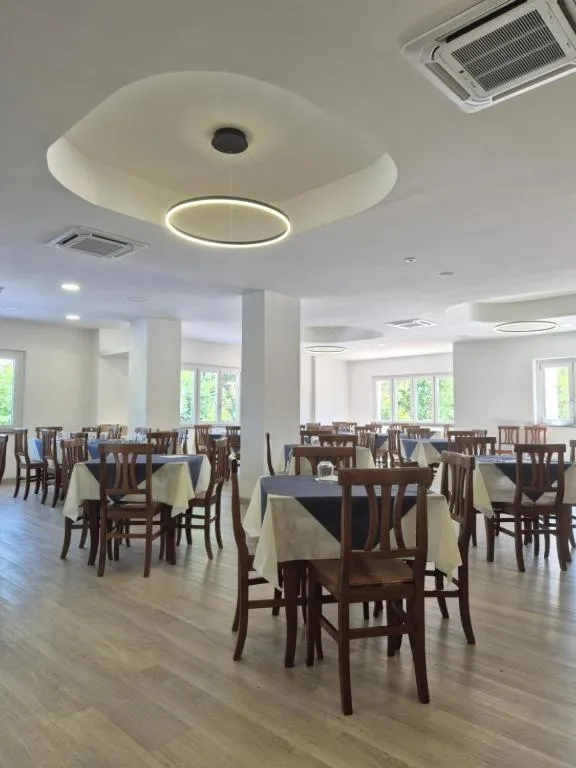 Restaurant/places to eat in Suite Hotel Dominicus