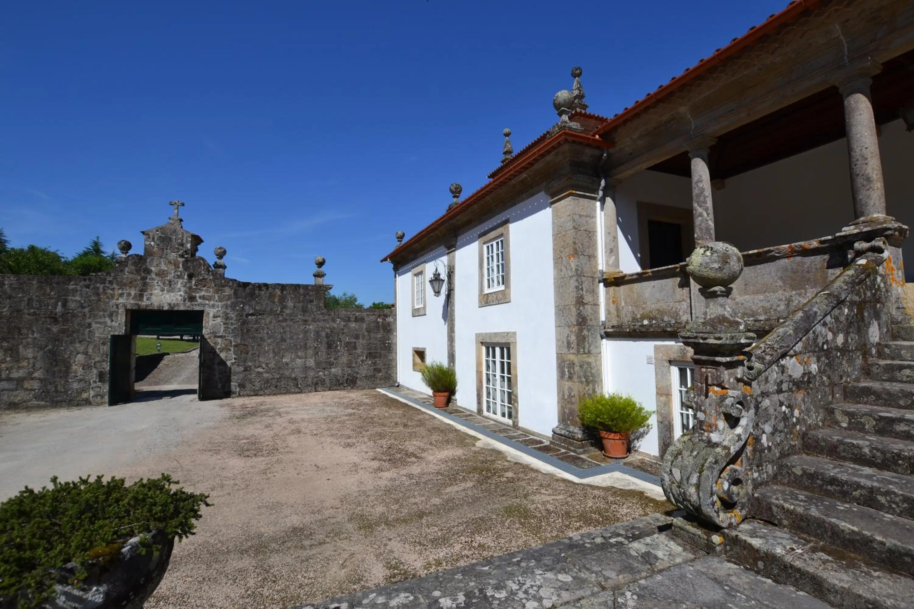 Facade/entrance in Casa da Lage