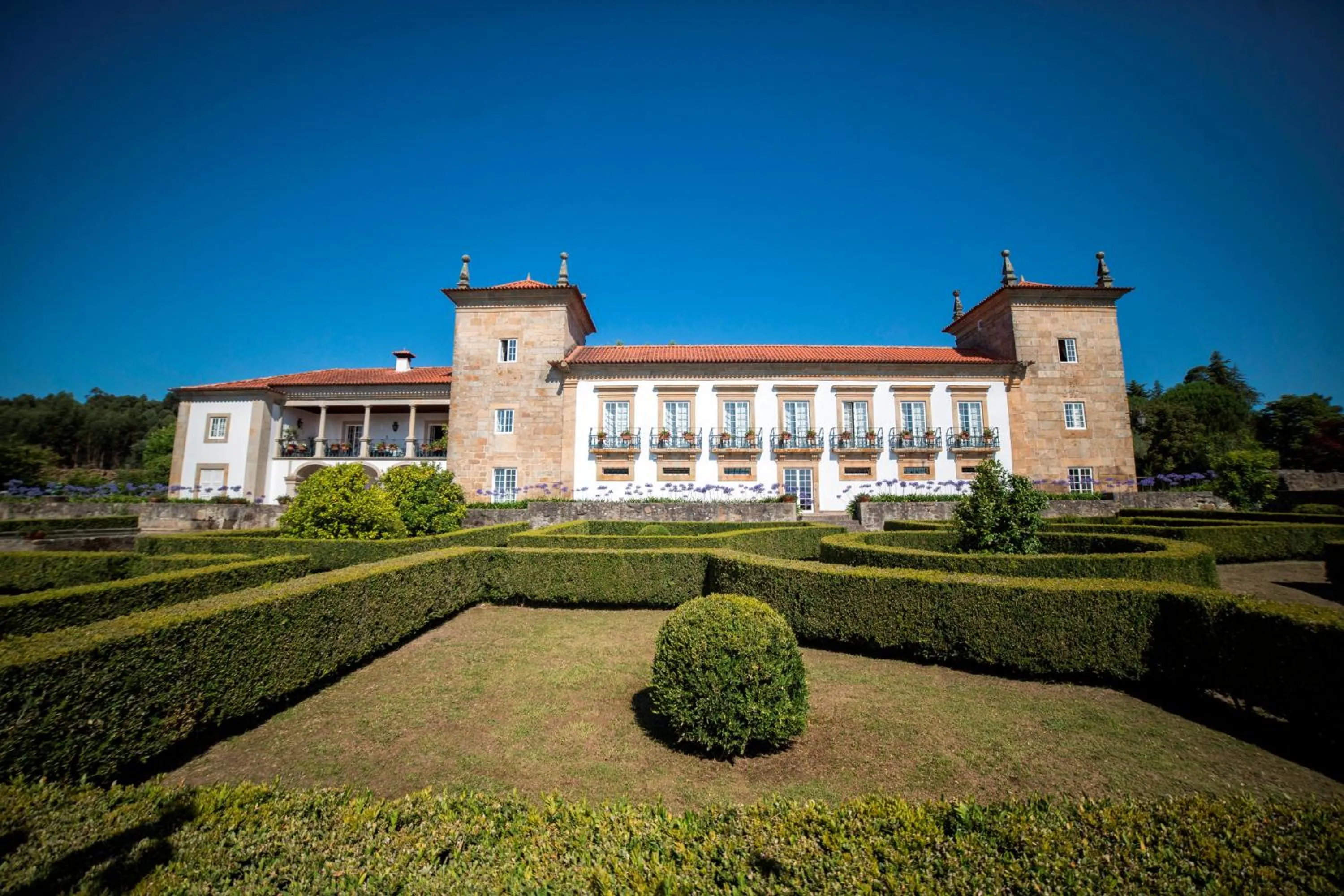 Facade/entrance in Casa da Lage
