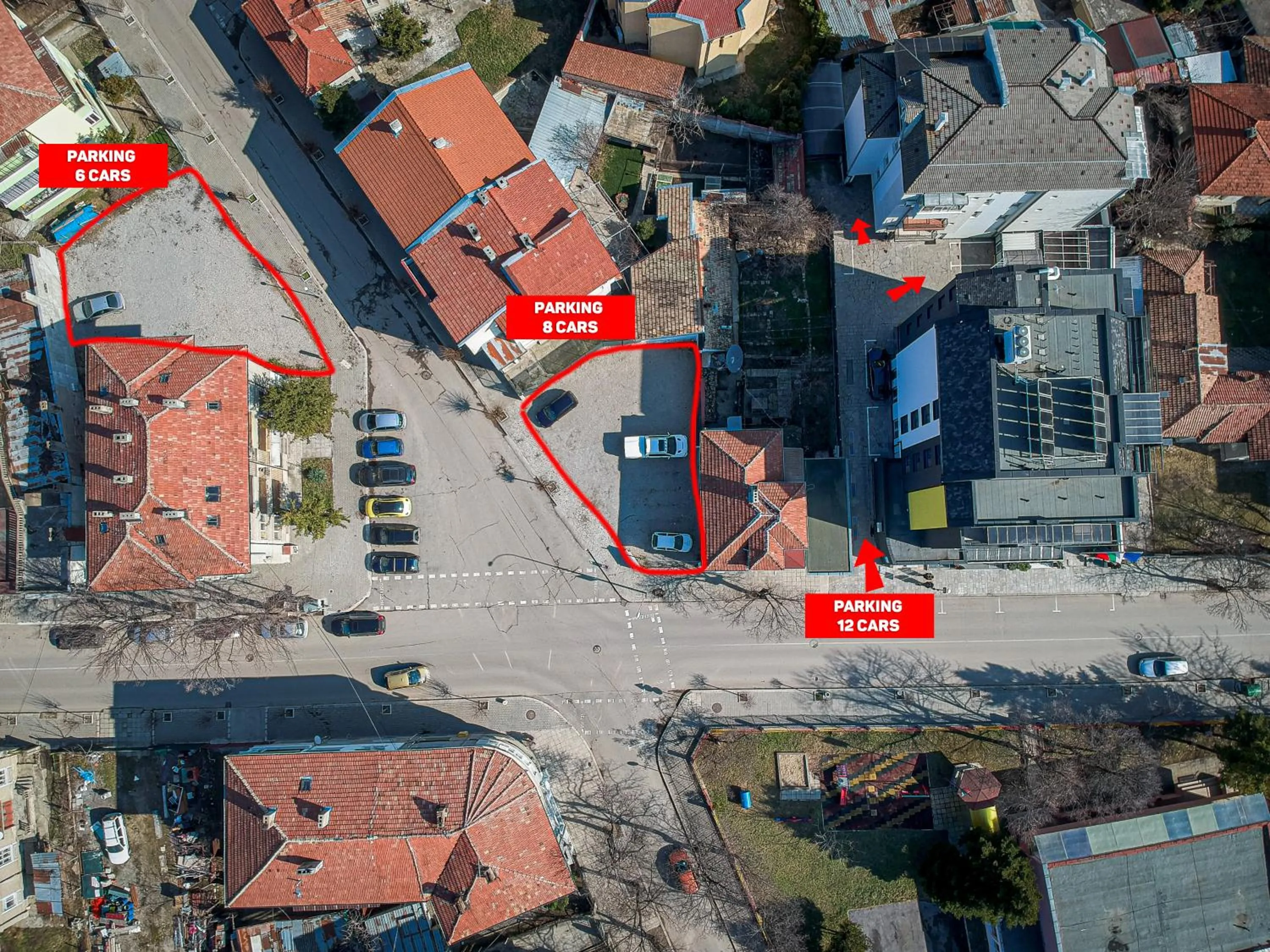 Parking in Hotel Idol