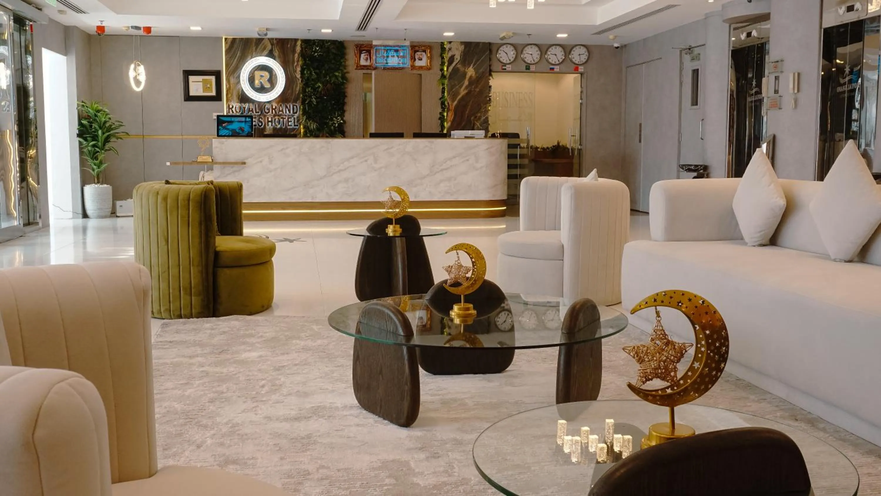 Property building in Royal Grand Suite Hotel