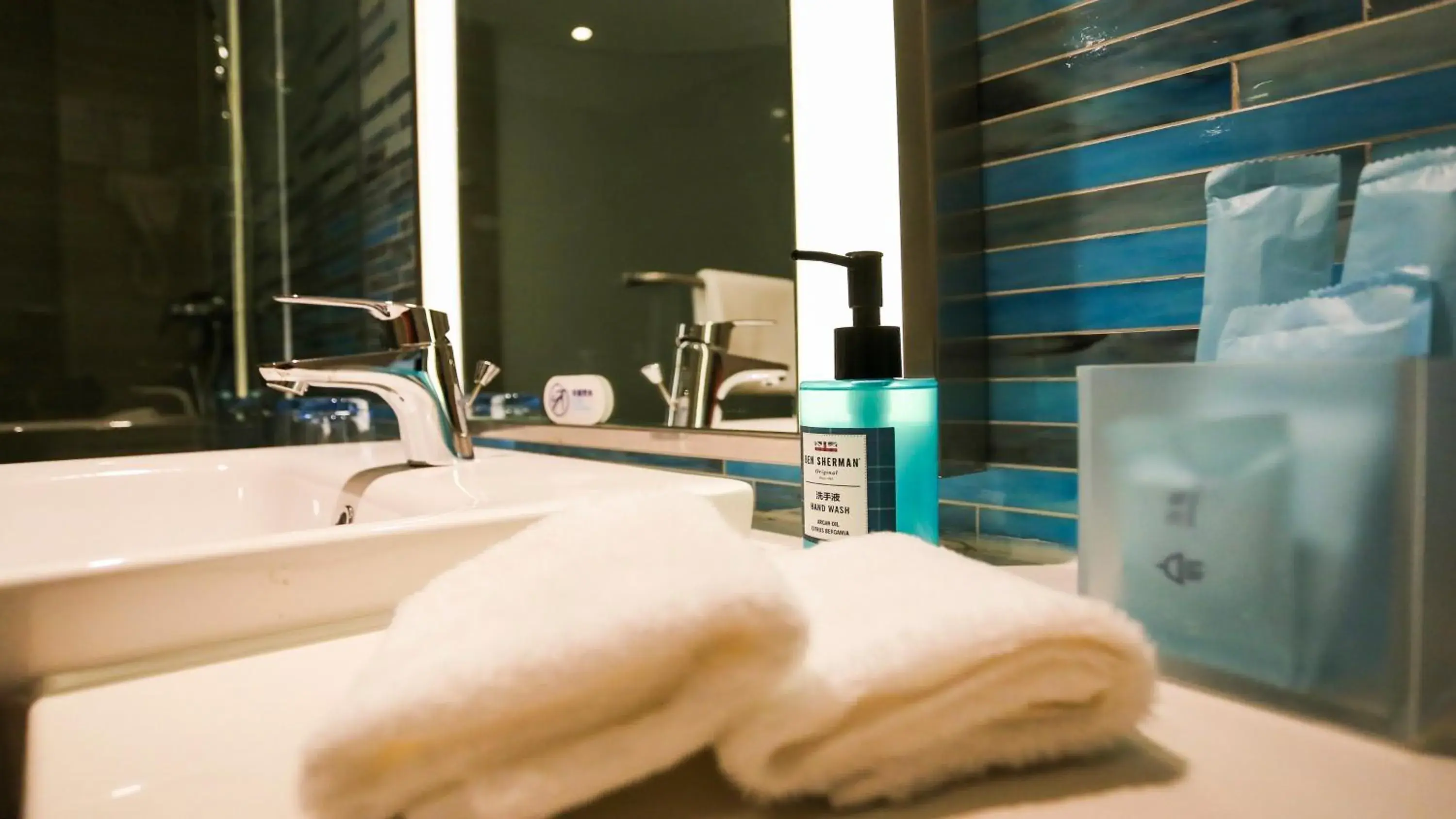 Standard Twin Room with River View in Holiday Inn Express Linyi Riverside by IHG Standard Twin Room with River View in Holiday Inn Express Linyi Riverside by IHG