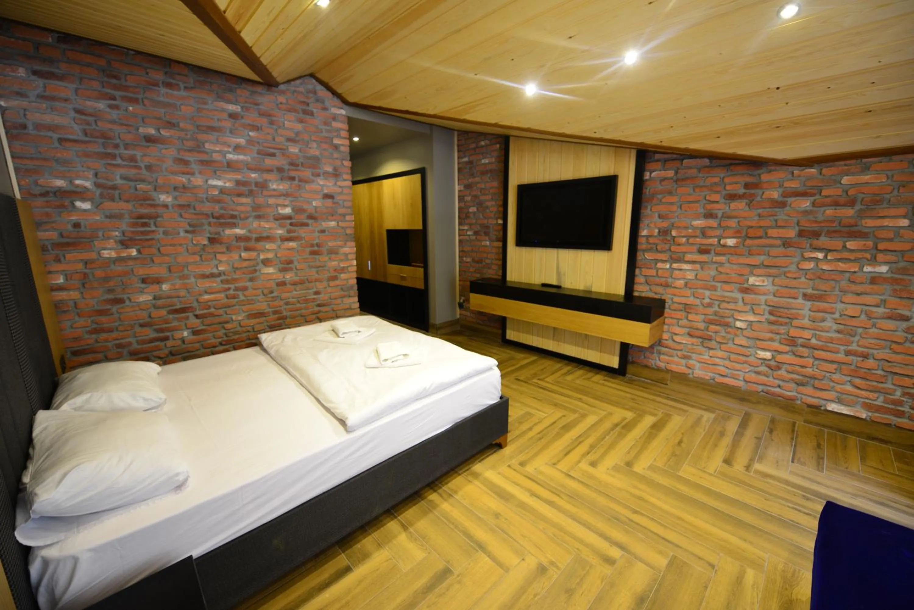 Bed in Inanlar Deluxe Hotel & Bungalow