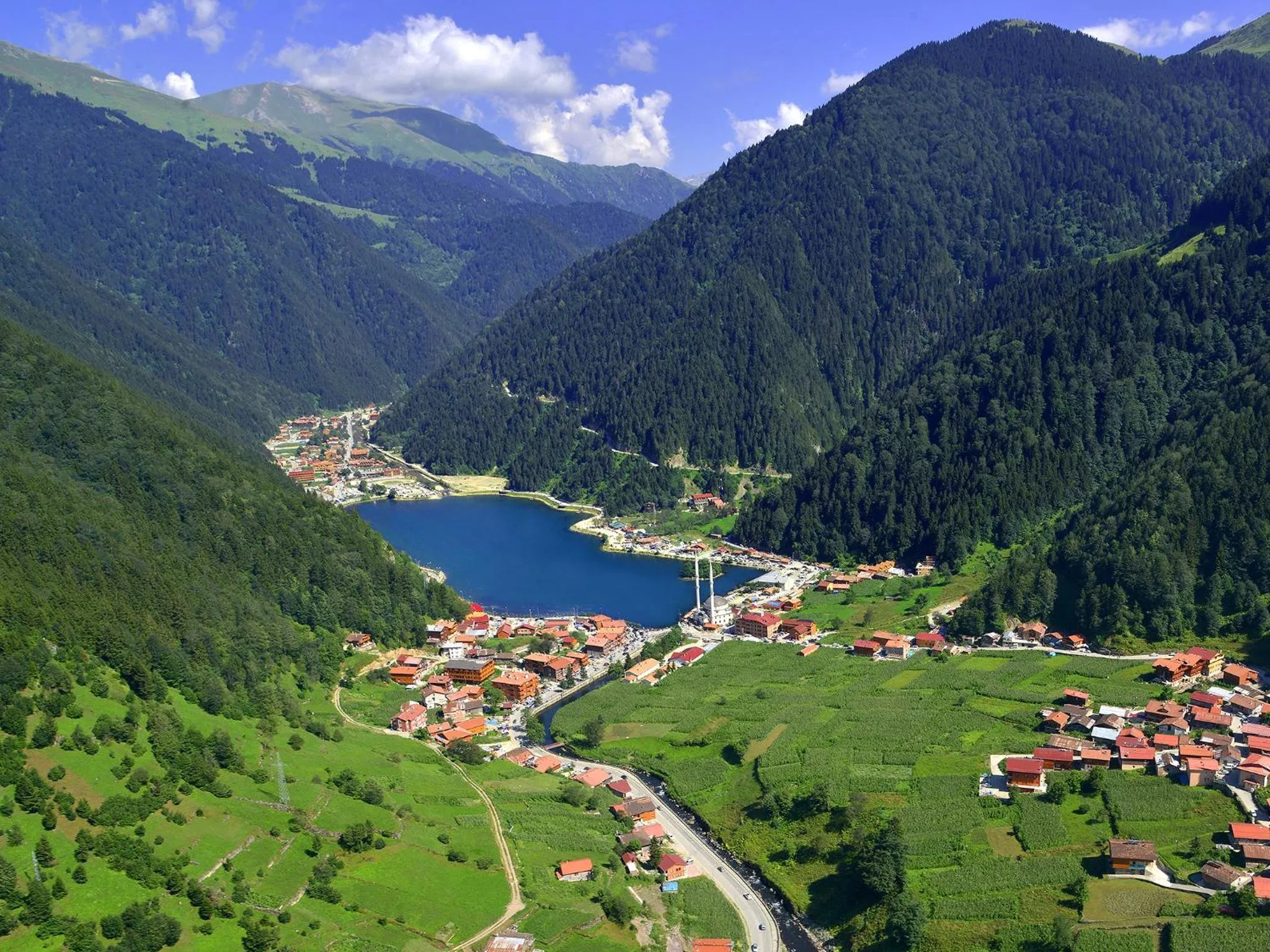 Facade/entrance in Inanlar Deluxe Hotel & Bungalow