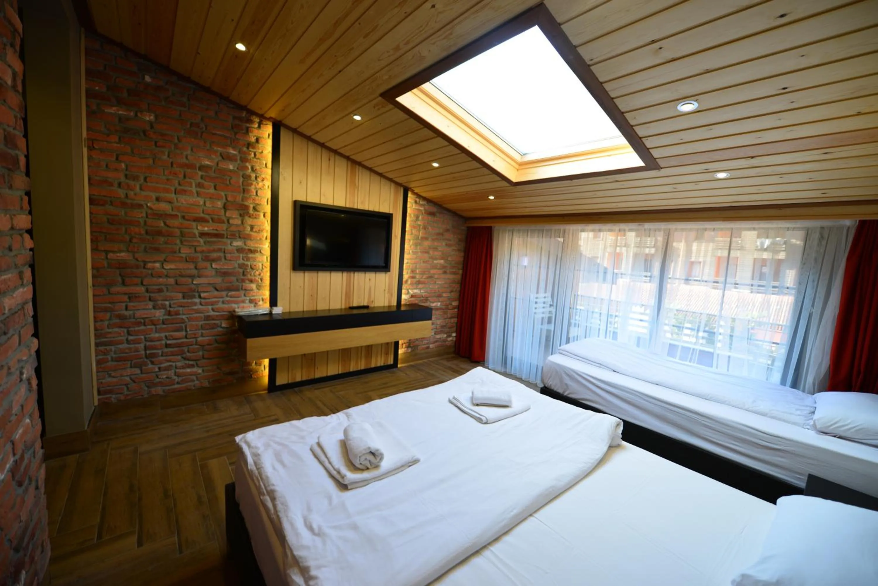 Bed in Inanlar Deluxe Hotel & Bungalow