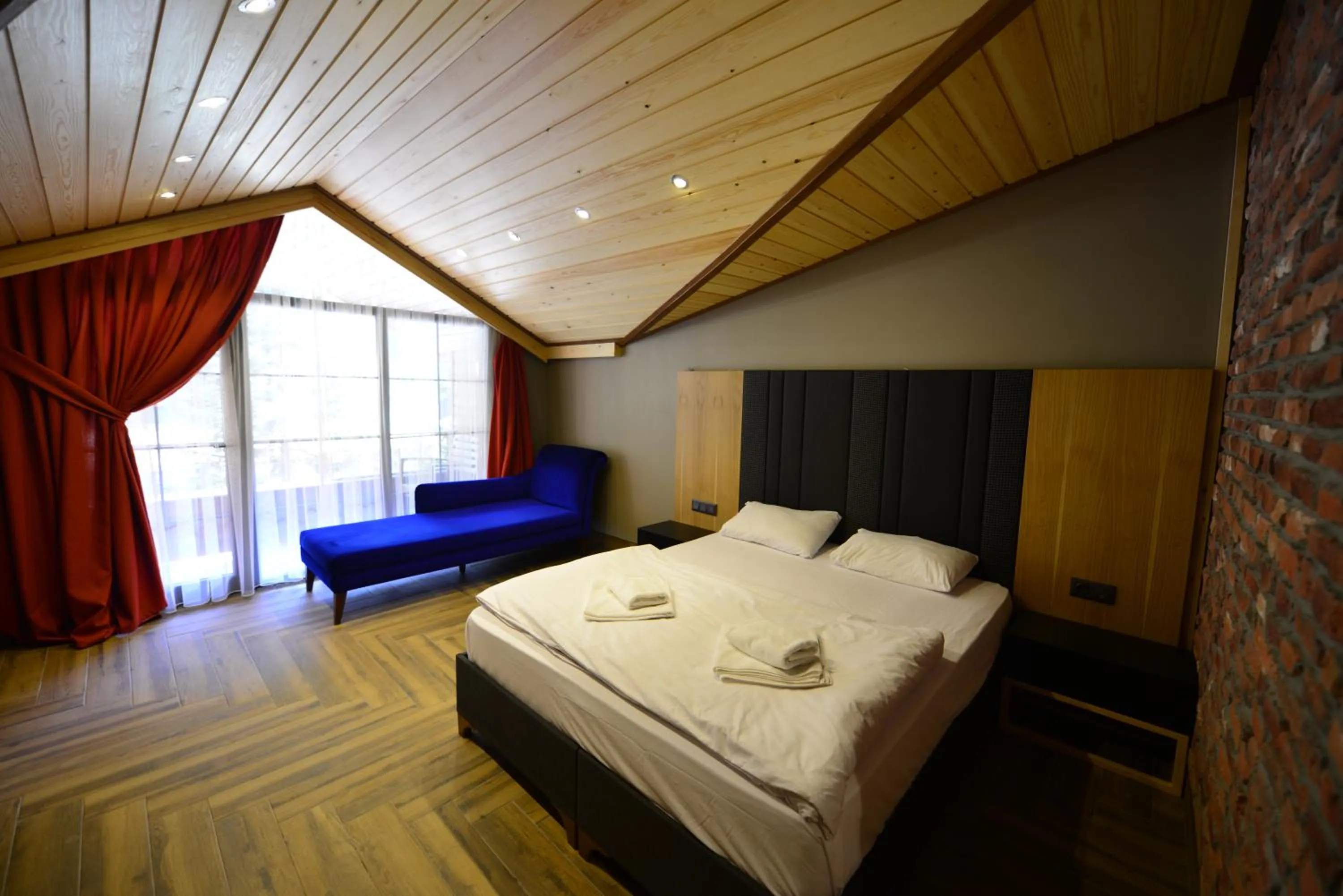 Bed in Inanlar Deluxe Hotel & Bungalow