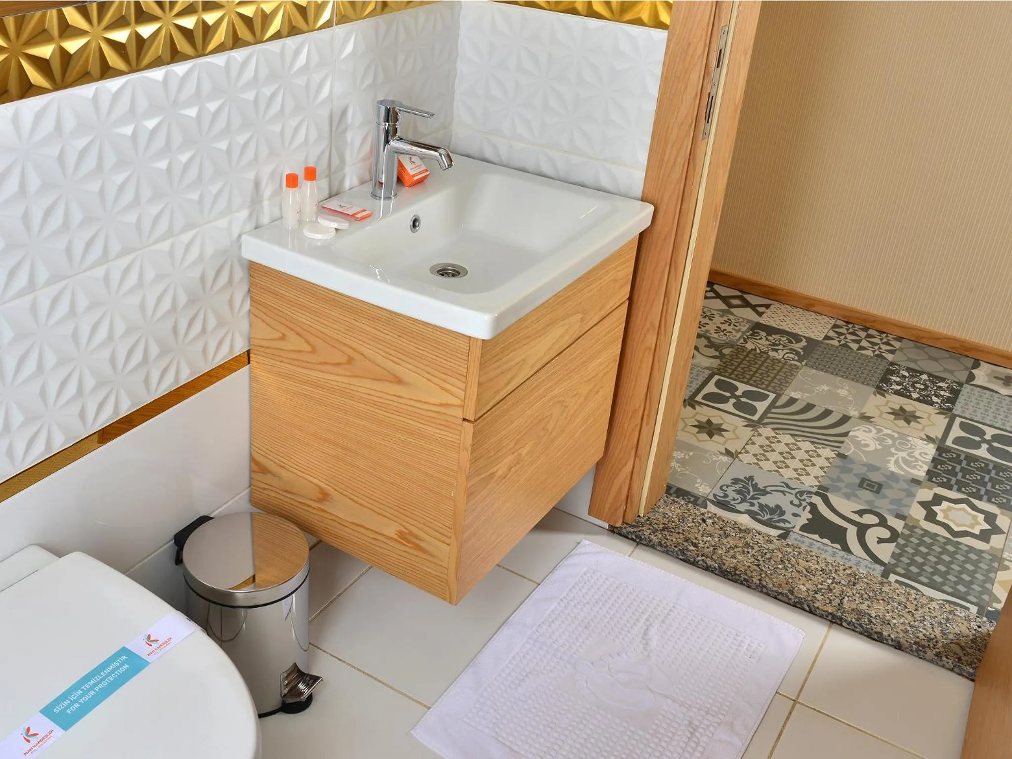 Bathroom in Inanlar Deluxe Hotel & Bungalow