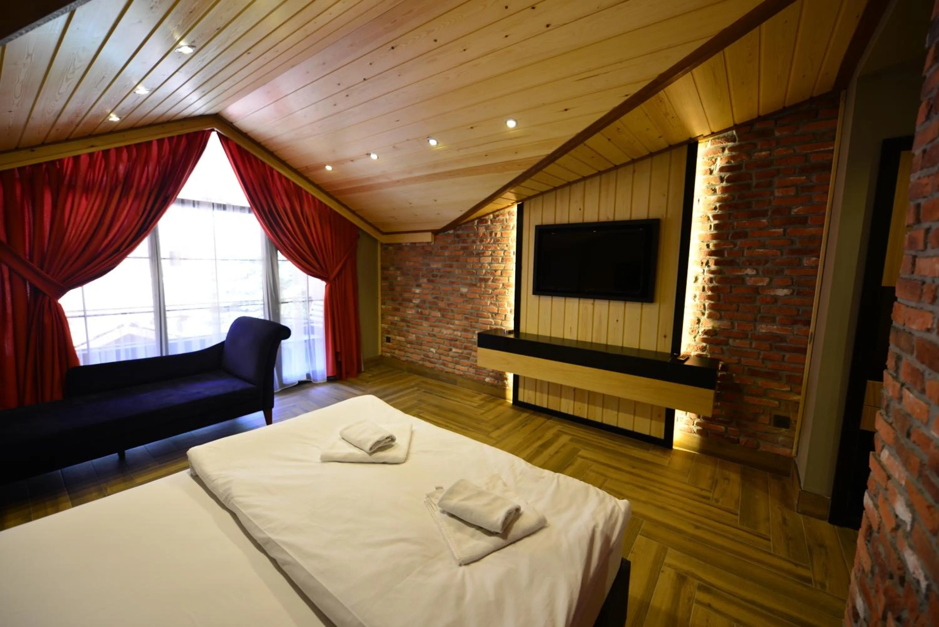 Bed in Inanlar Deluxe Hotel & Bungalow