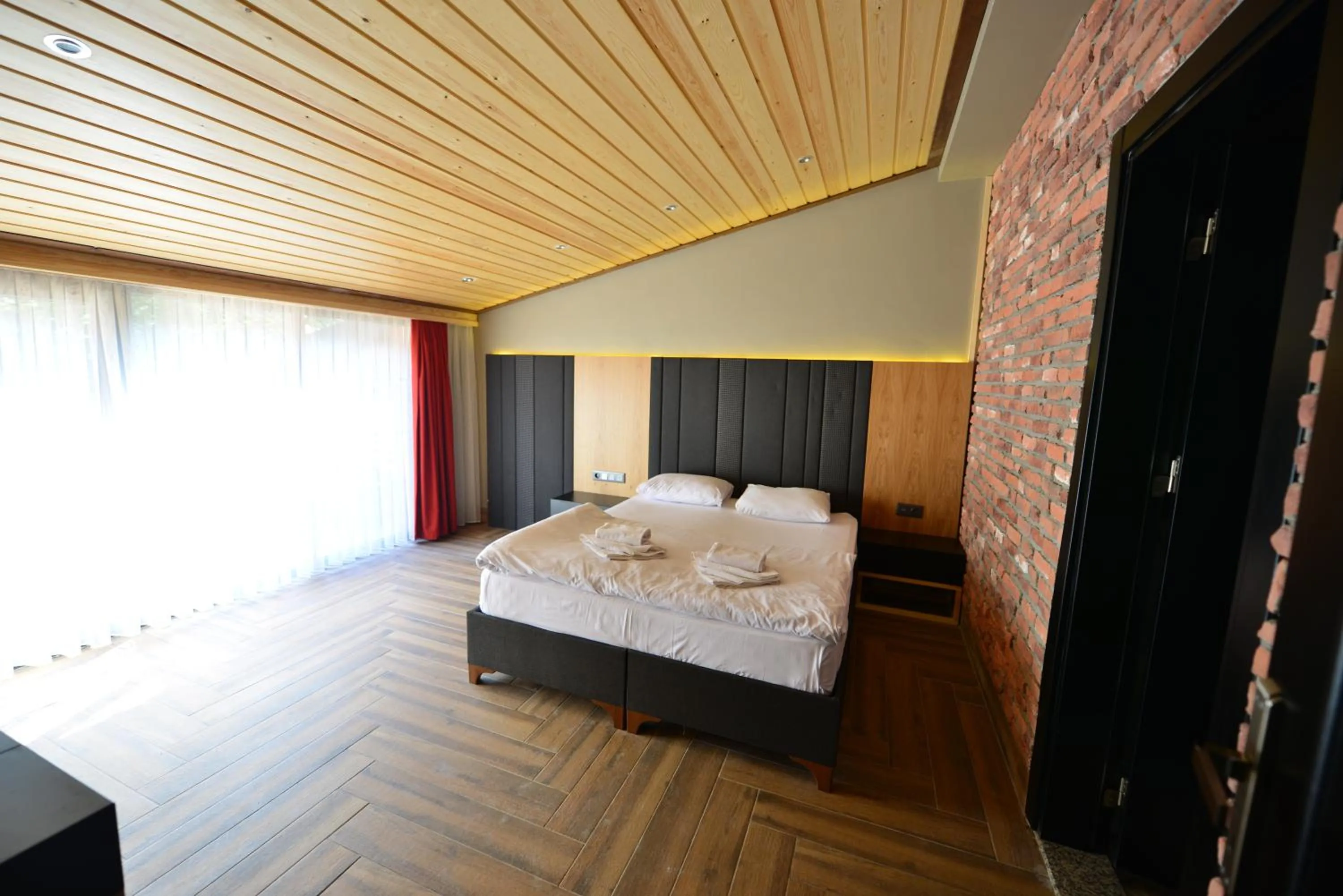 Bed in Inanlar Deluxe Hotel & Bungalow