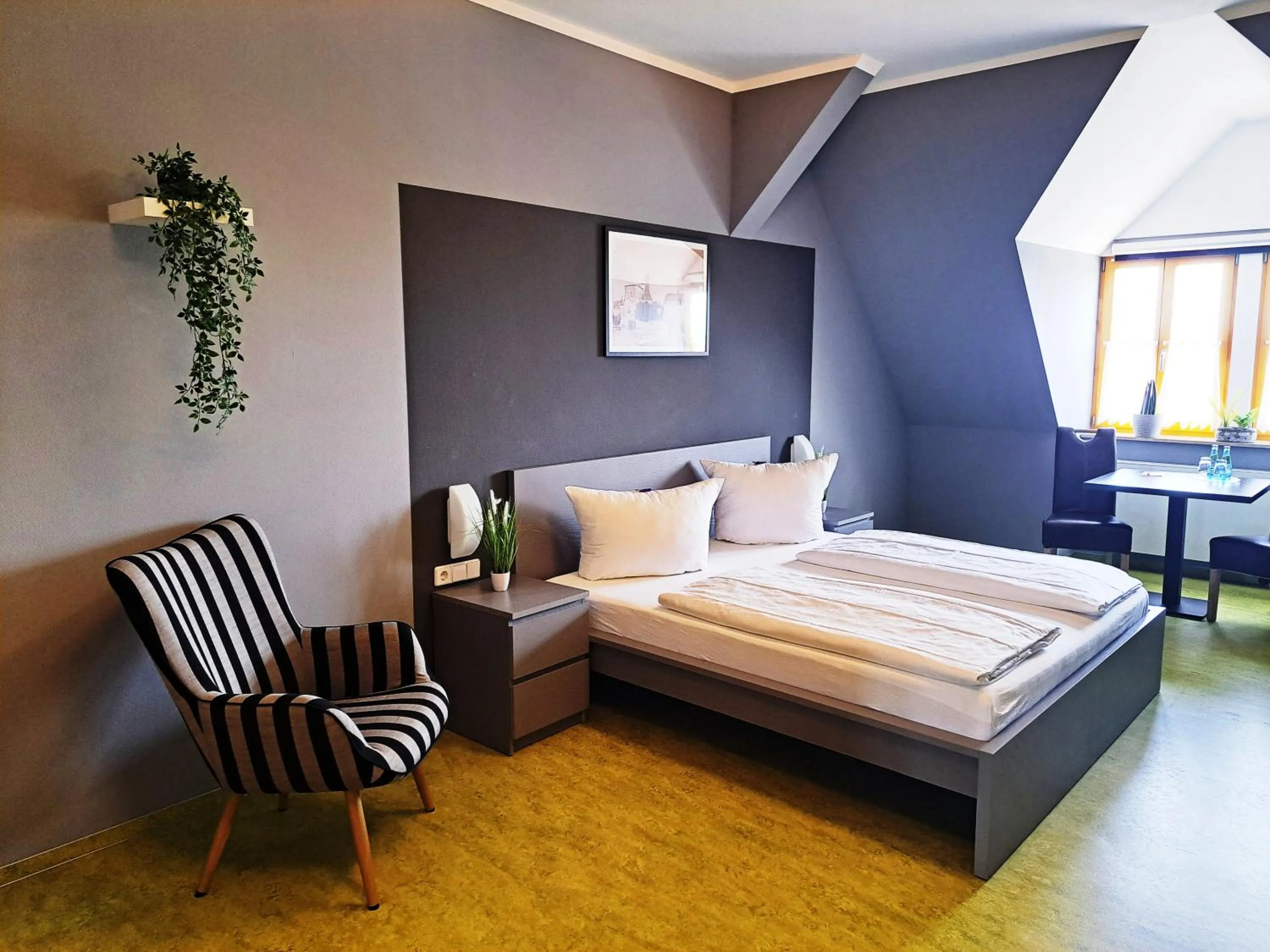 Property building, Bed in Hotel Altes Salzamt