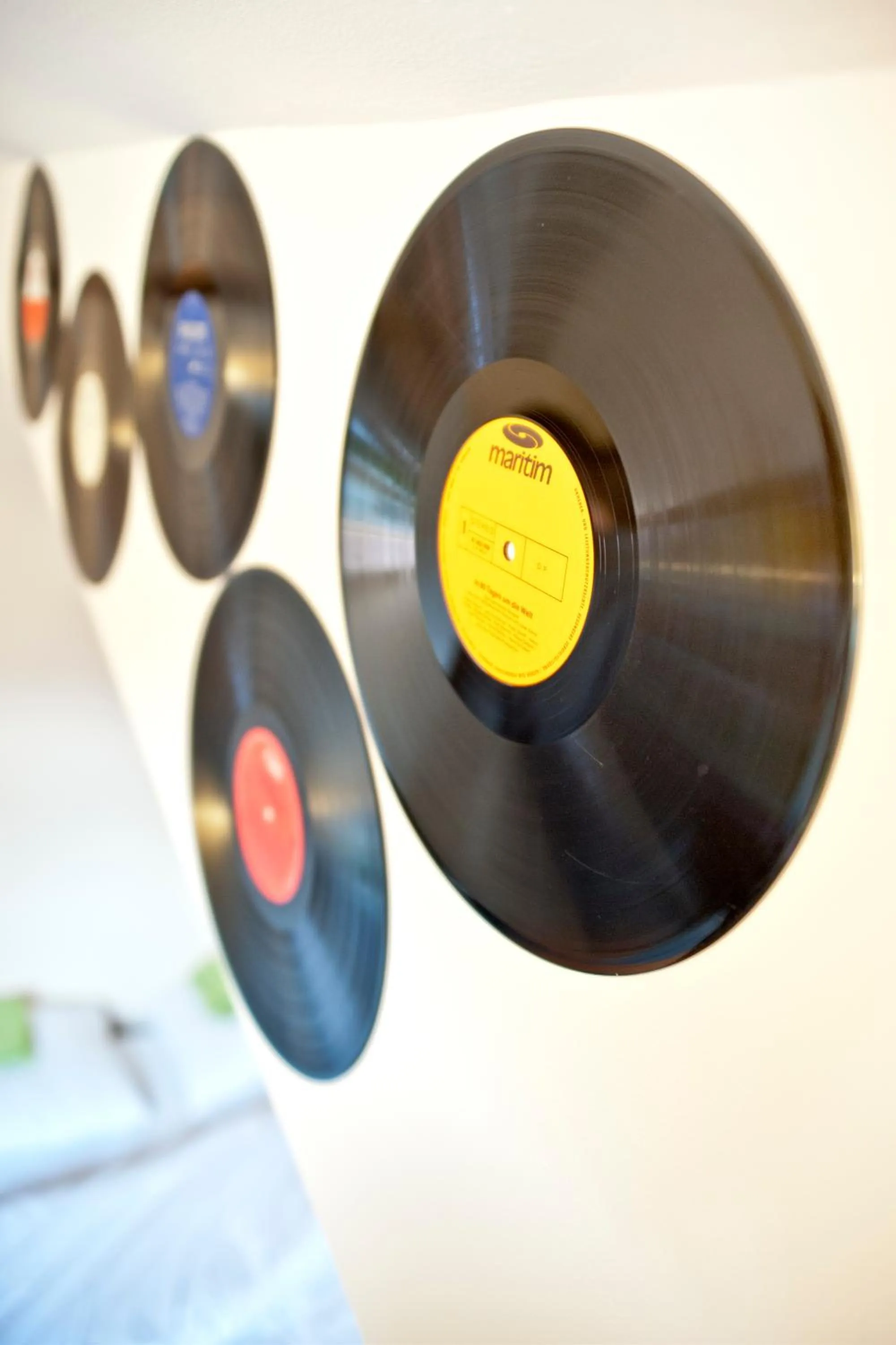 Decorative detail in Hostel Bailando Wroclawska 25