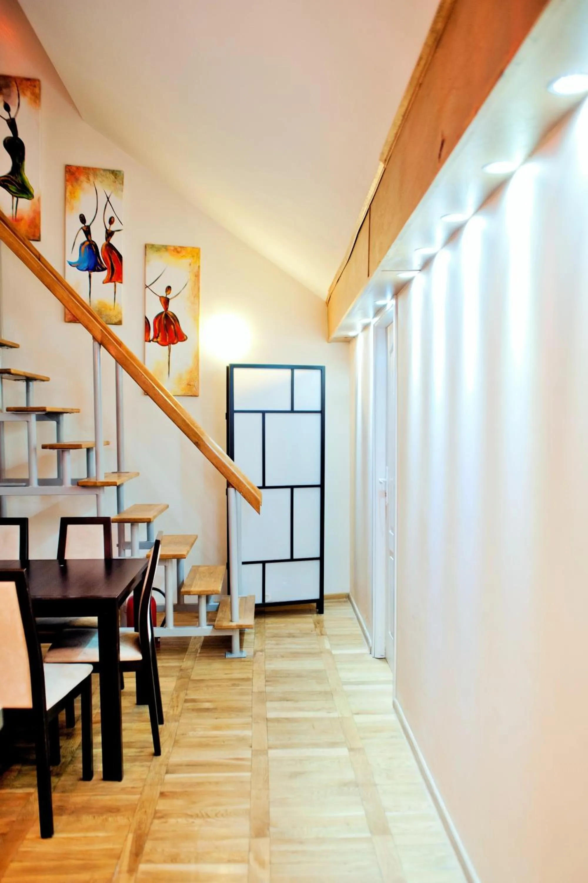 Kitchen or kitchenette in Hostel Bailando Wroclawska 25