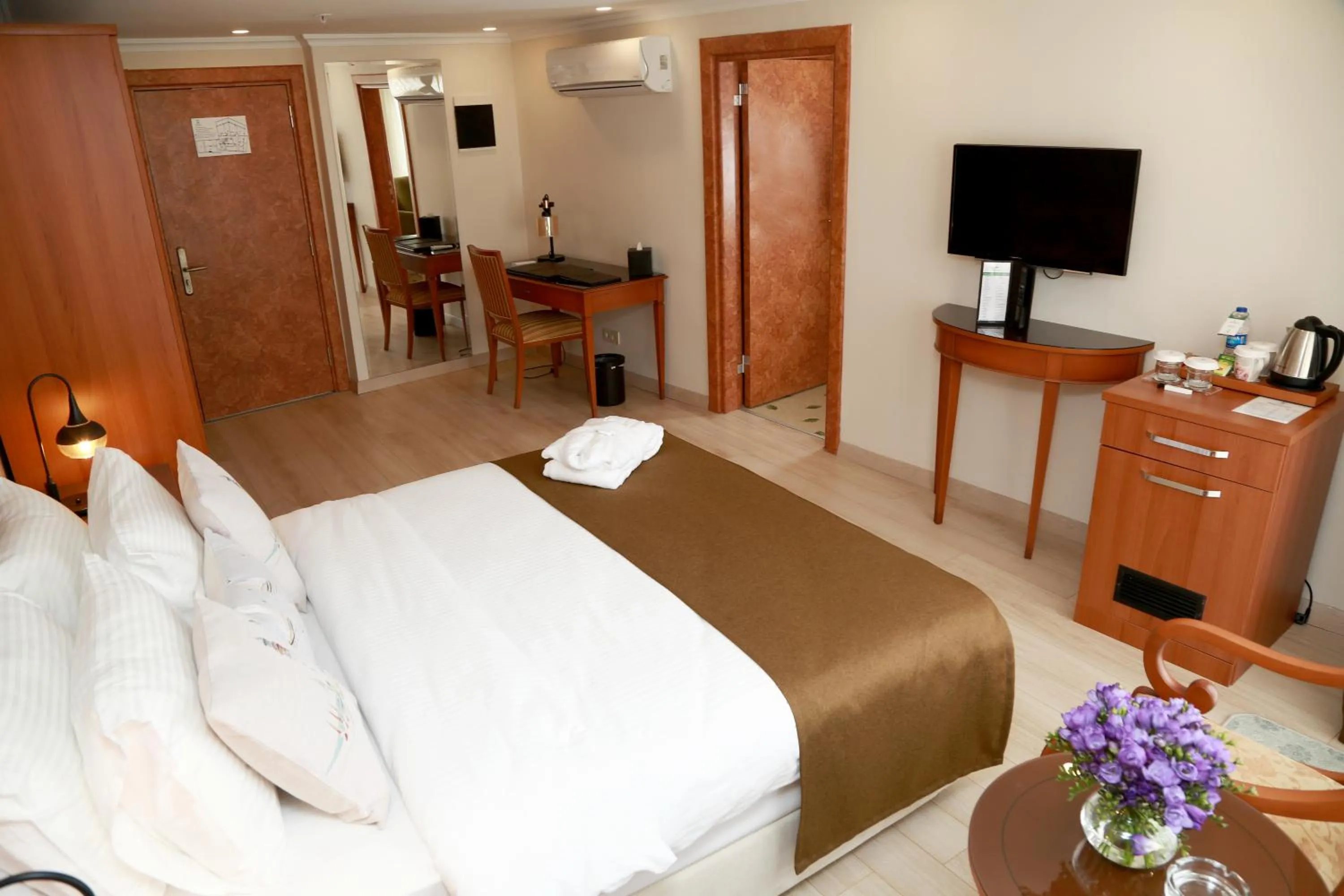 Bed in Tuzla Garden Hotel & Spa