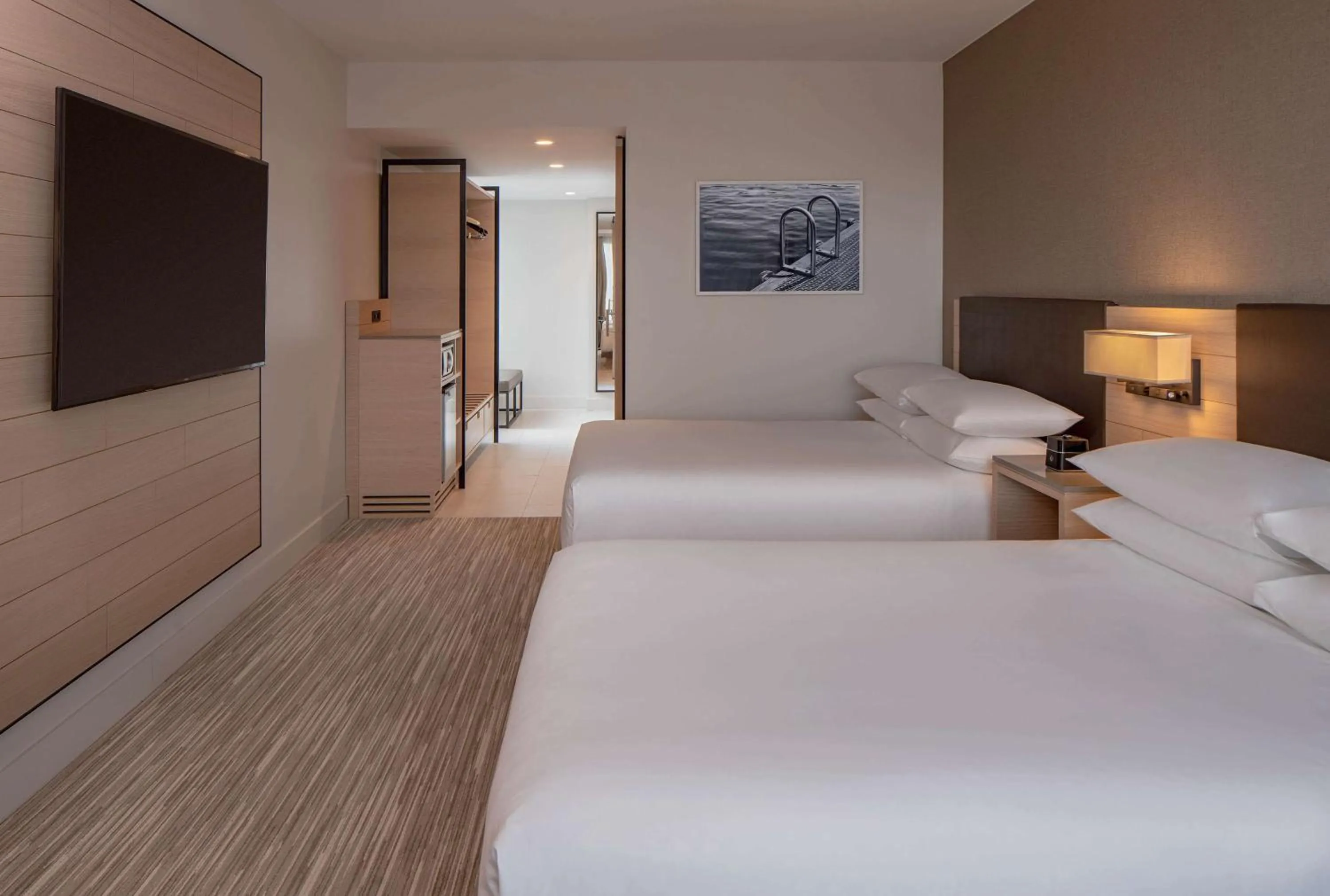 Bedroom, Bed in Hyatt Regency Seattle