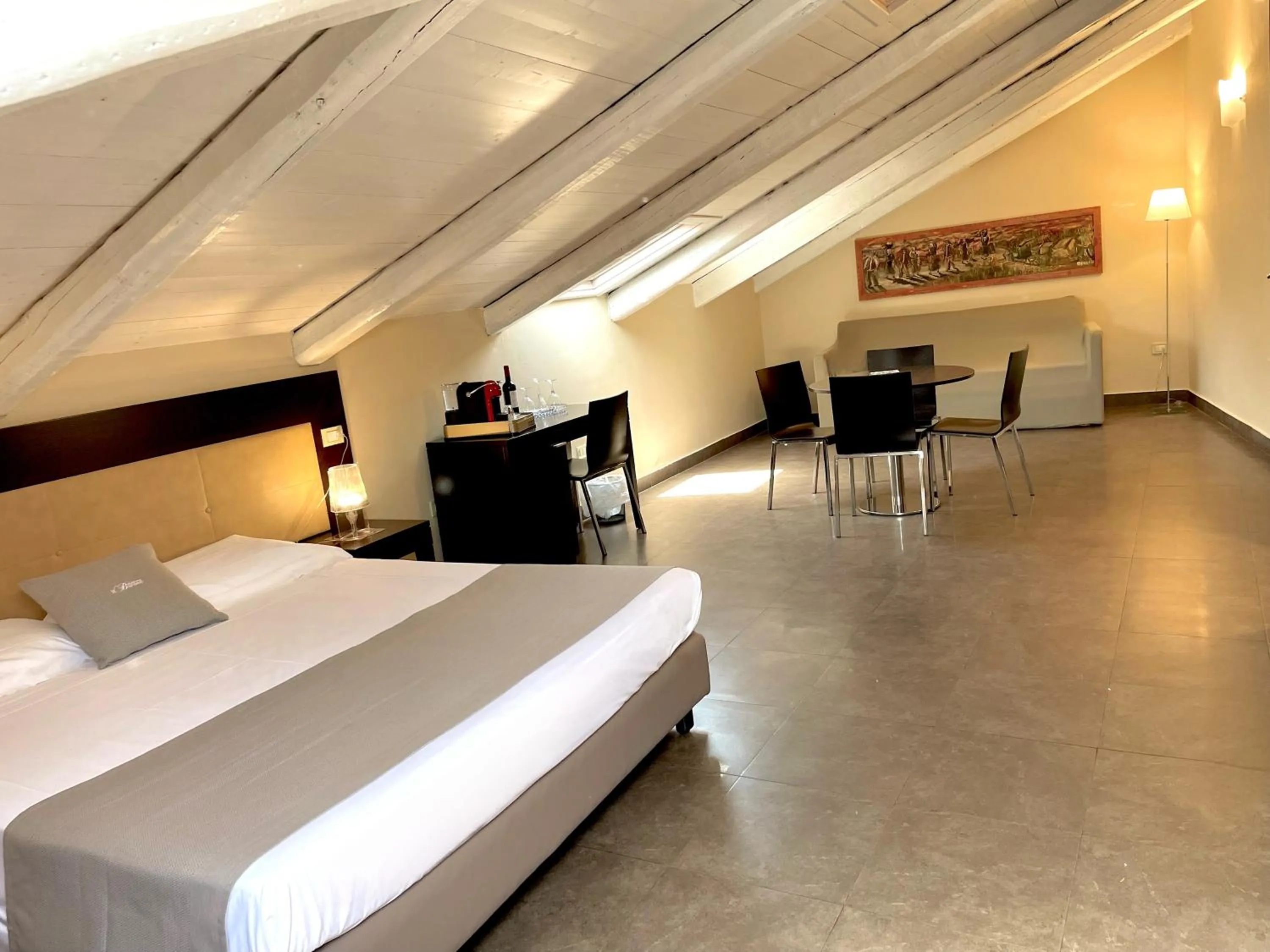 Photo of the whole room, Bed in Residenza il Barone