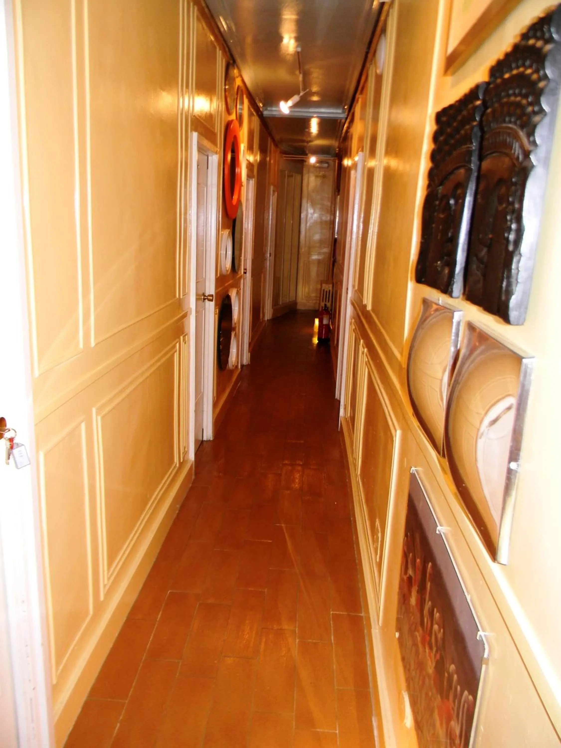 Property building in Hostal La Fontana