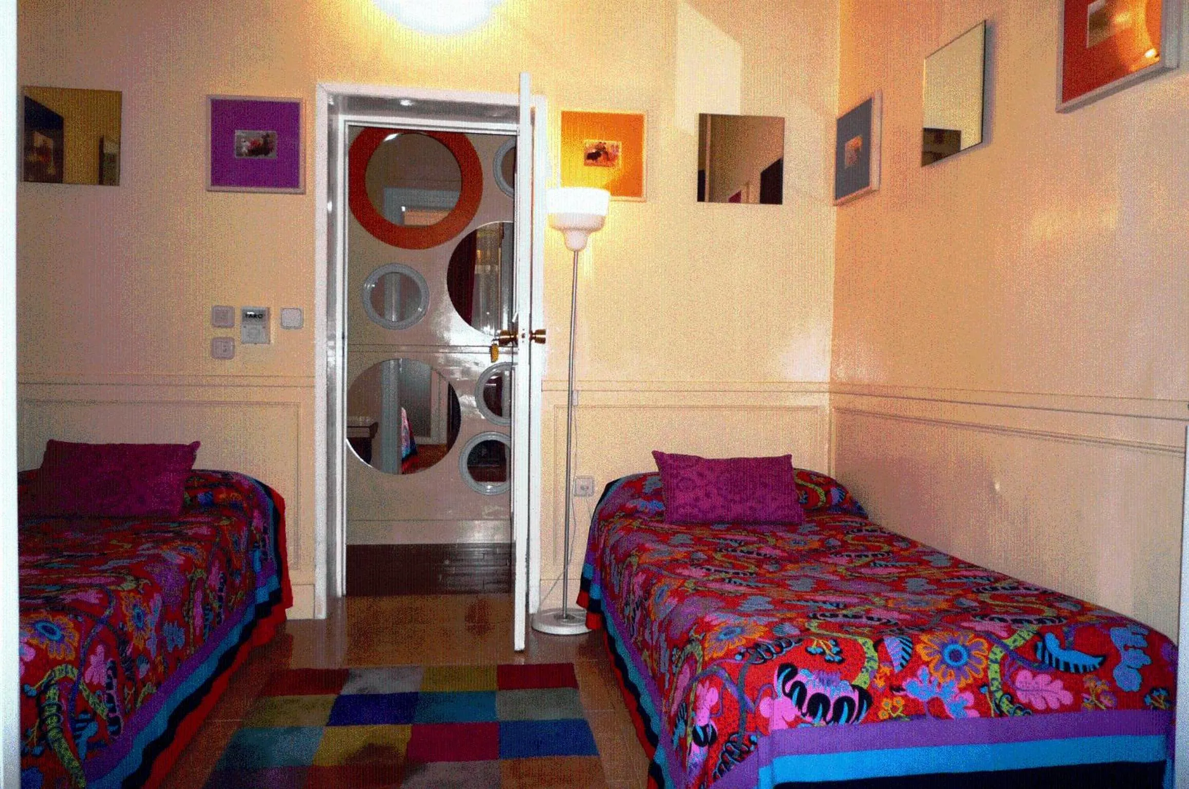Photo of the whole room, Bed in Hostal La Fontana
