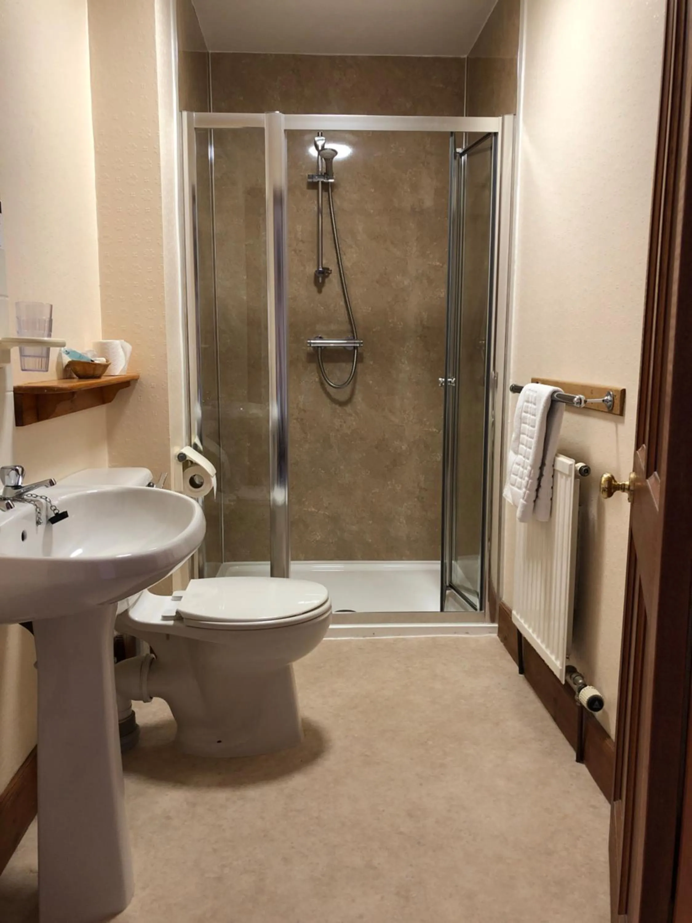 Shower in Westerlea Hotel Nairn