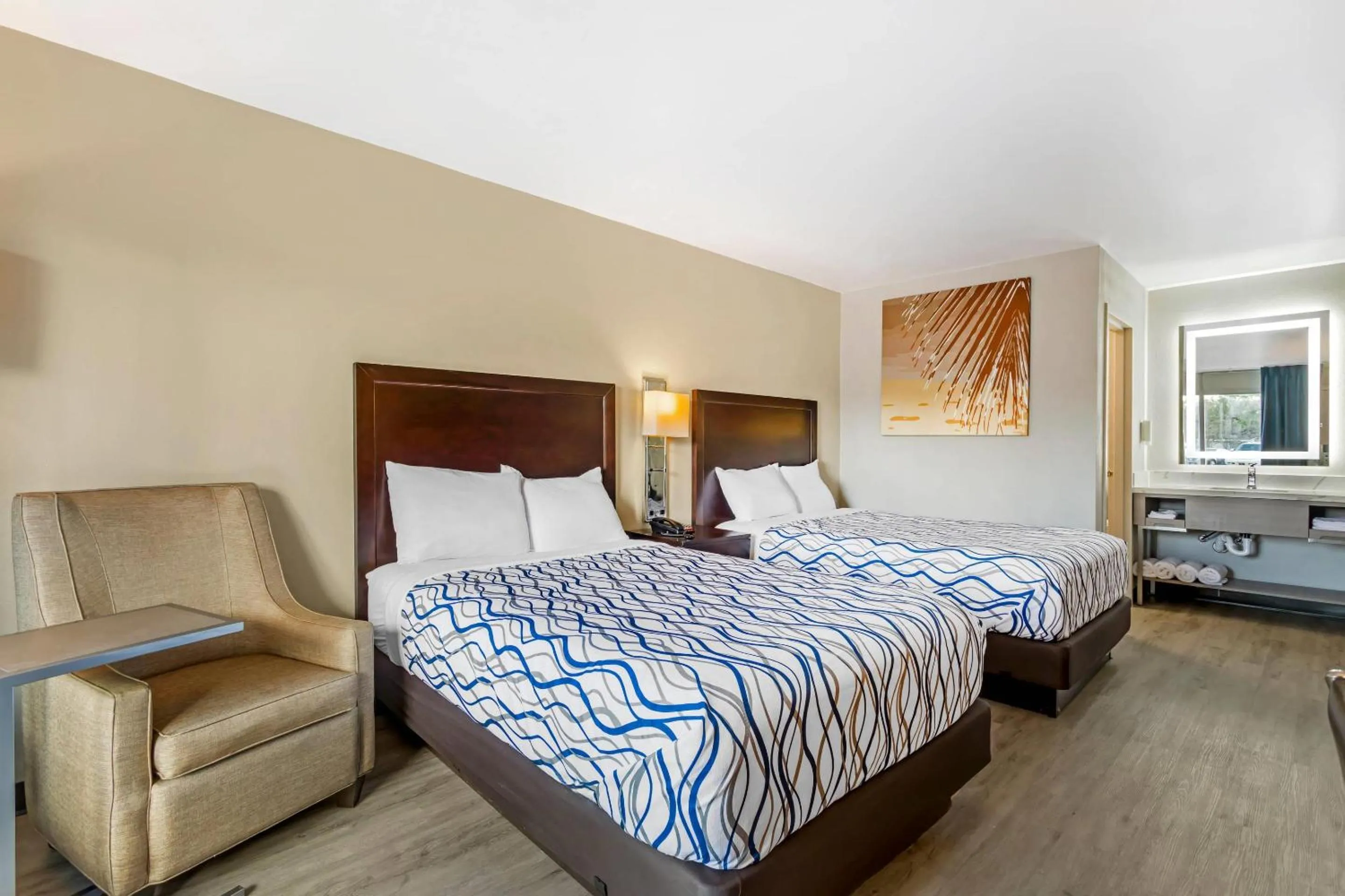 Bedroom, Bed in Rodeway Inn Orange Park - Jacksonville near Naval Air Station