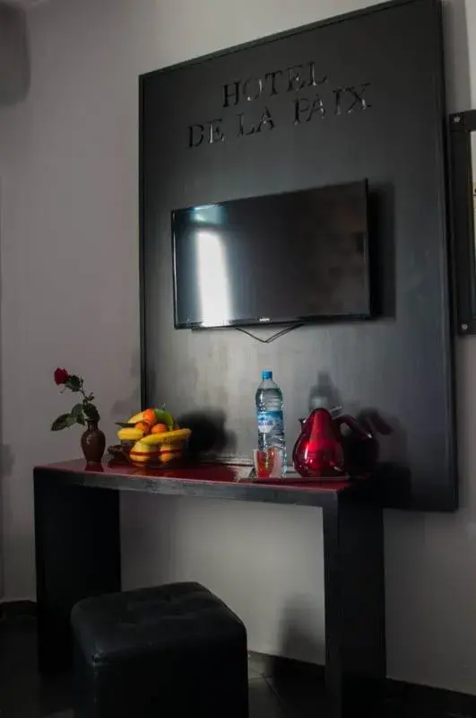 Standard Double or Twin Room in Hotel De La Paix Standard Double or Twin Room in Hotel De La Paix