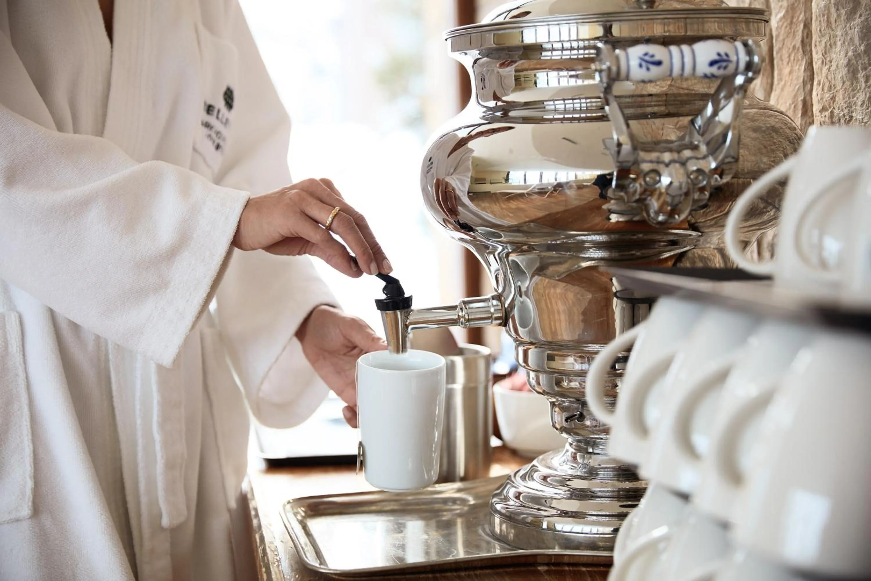 Coffee/tea facilities in Bellevue Parkhotel & Spa - Relais & Châteaux