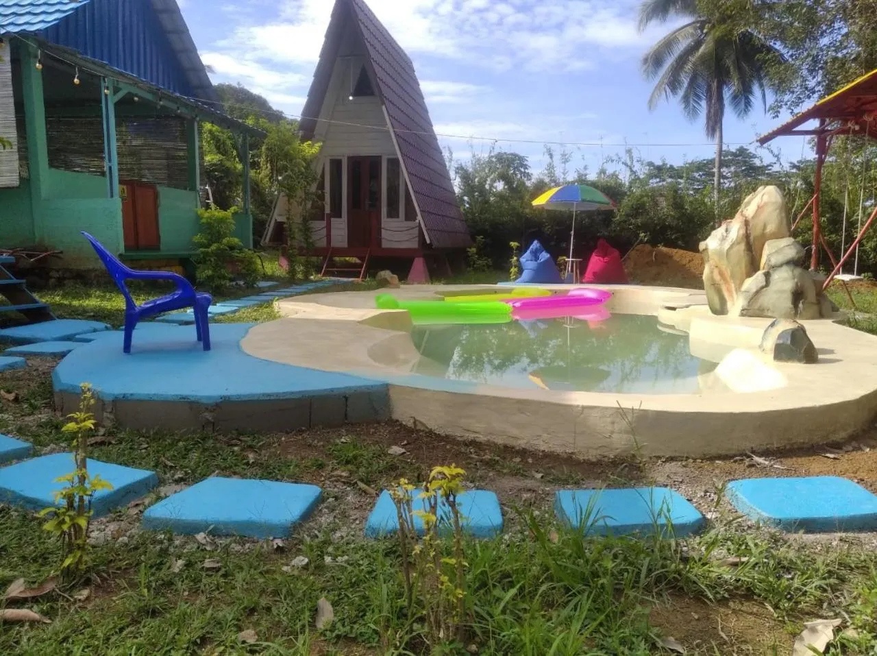 Swimming pool in Tanjong Tinggi Cottage