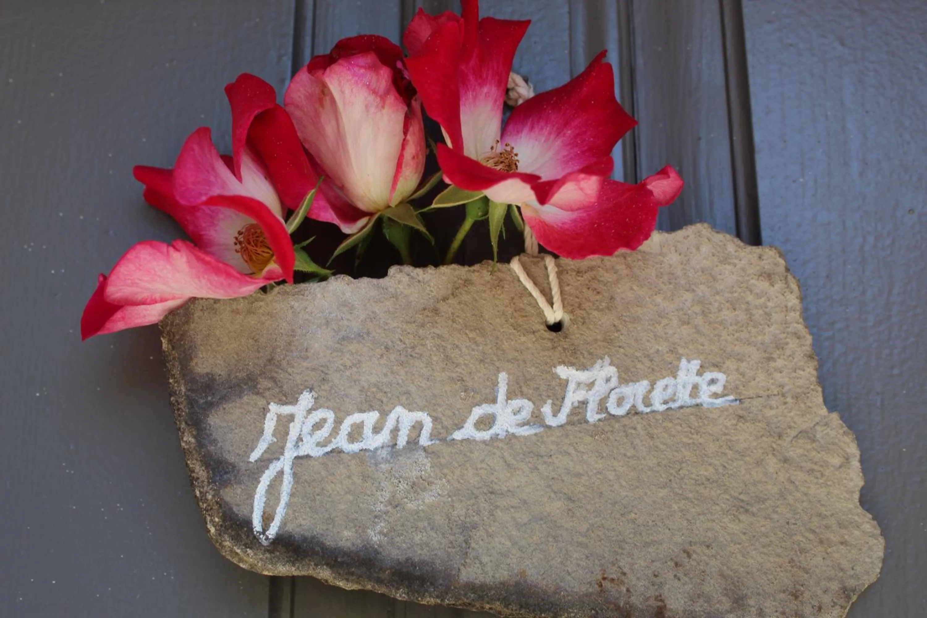 Decorative detail in Les Logis de Paban