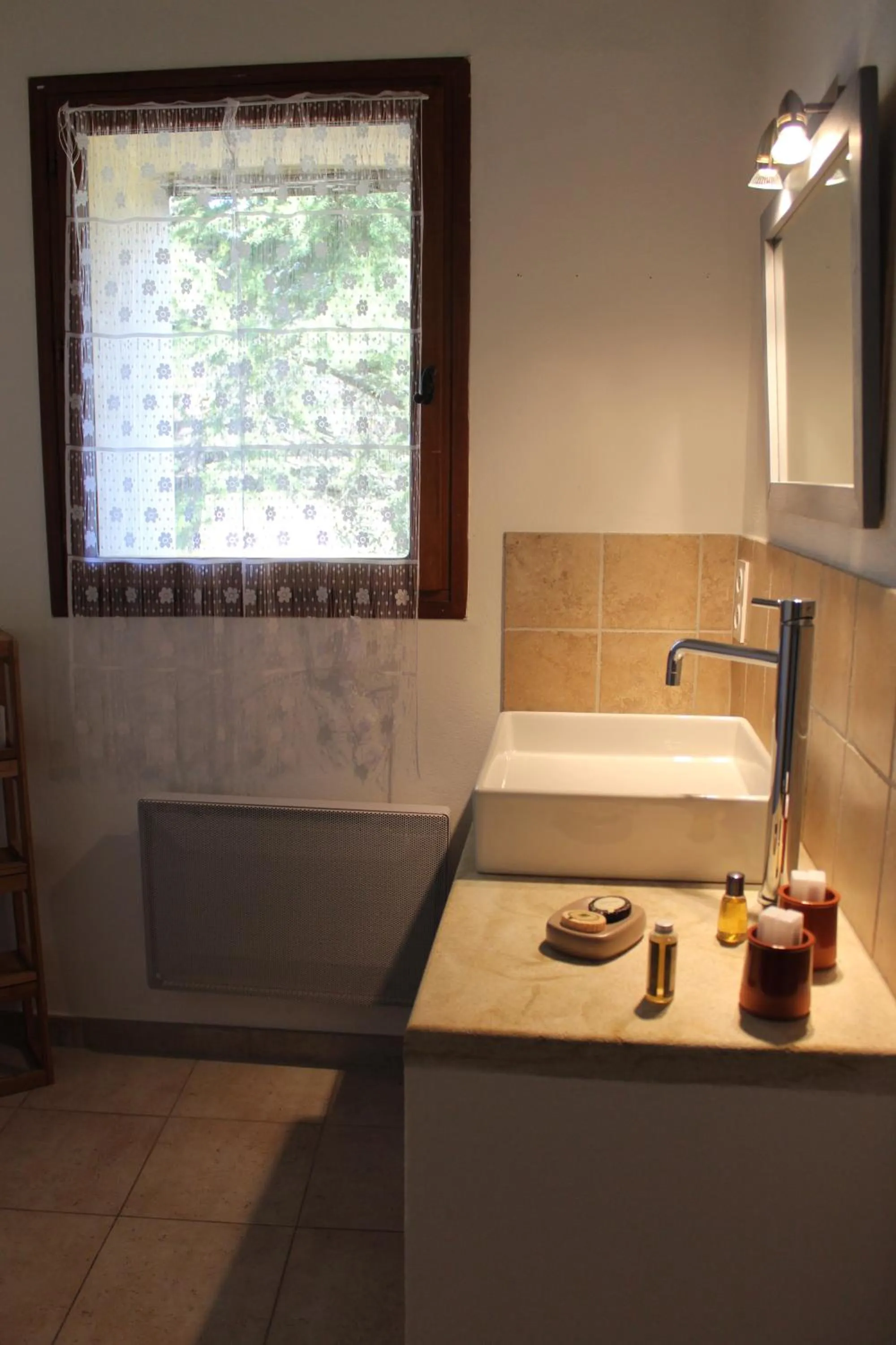 Bathroom in Les Logis de Paban