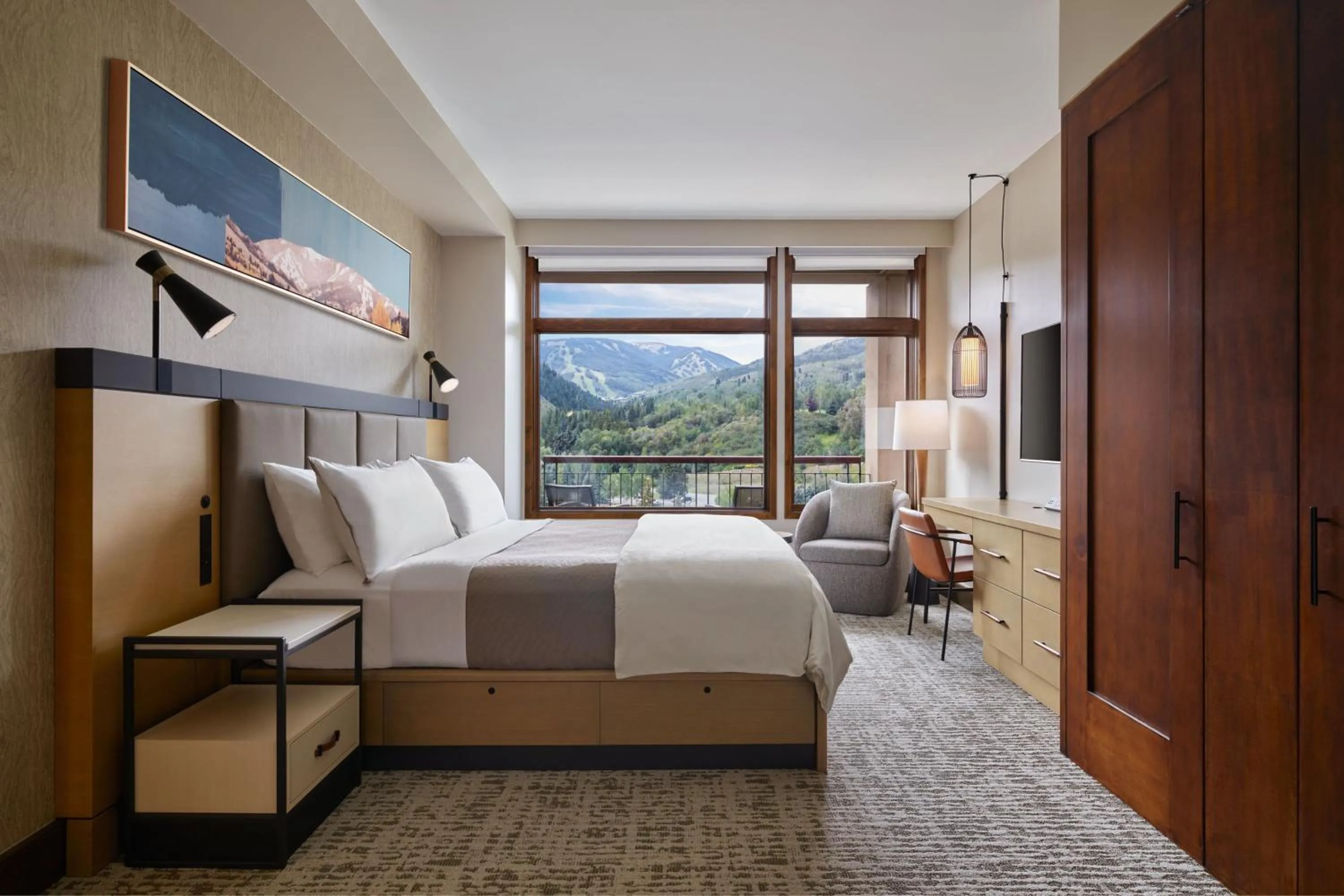 Photo of the whole room, Bed in The Westin Riverfront Resort & Spa, Avon, Vail Valley