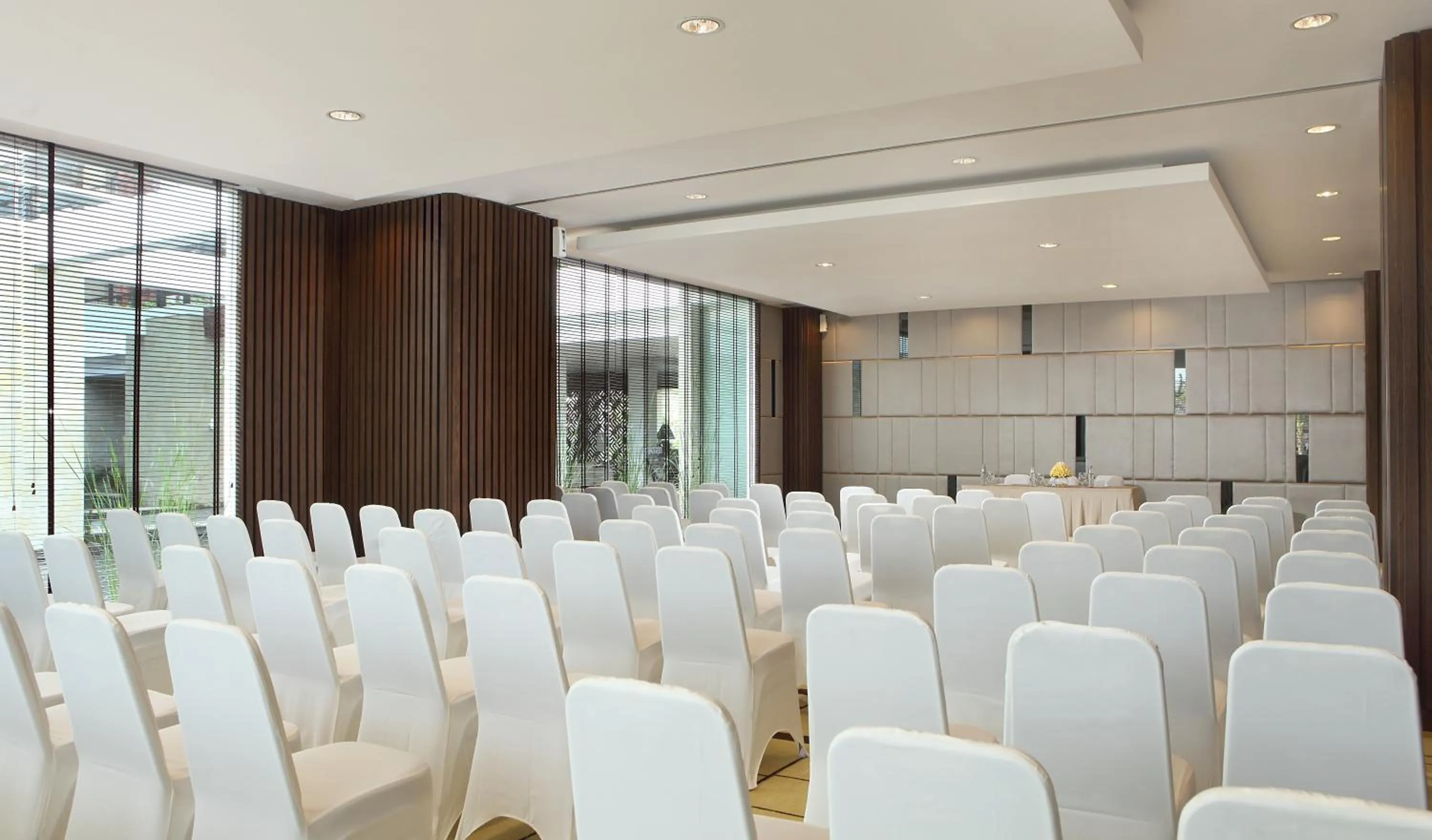 Business facilities in Hotel Santika Siligita Nusa Dua