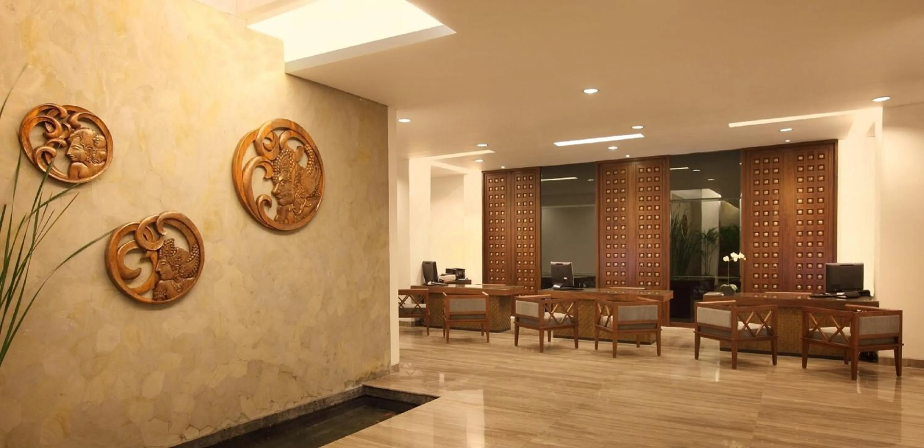 Lobby or reception in Hotel Santika Siligita Nusa Dua