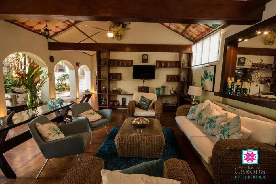 Communal lounge/ TV room in Hotel Boutique La Casona