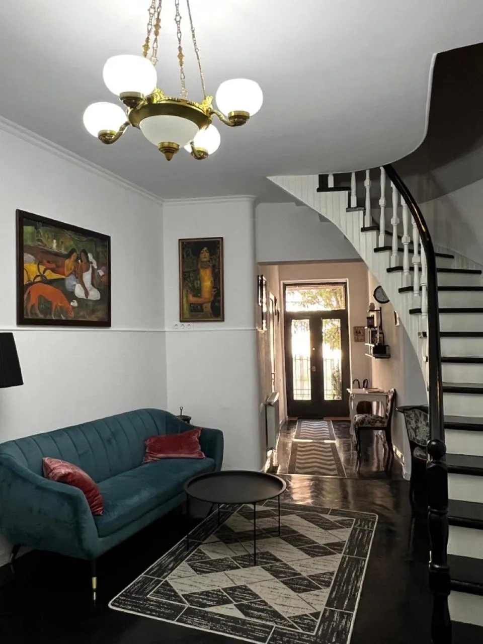 Seating area in Silver Hotel